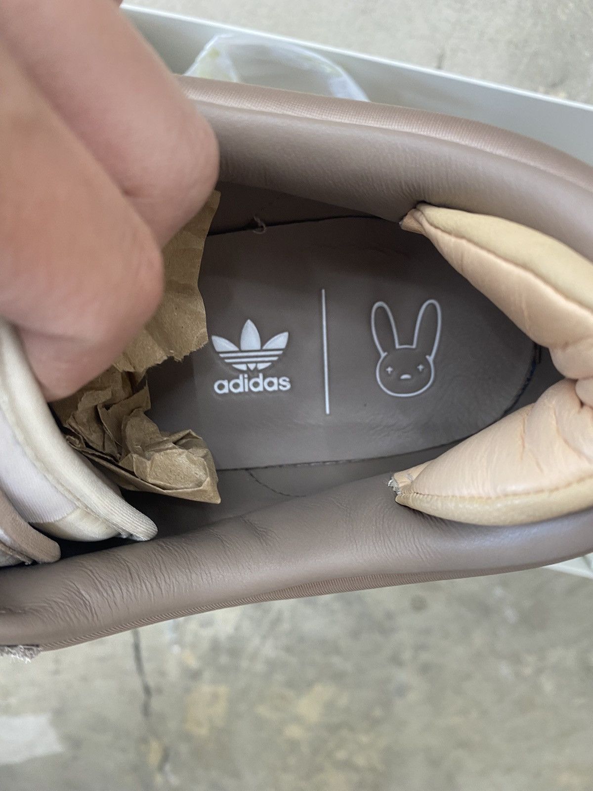 Adidas Adidas Bad Bunny Campus 80 Beige Size US 11.5 / EU 44-45 - 12 Thumbnail