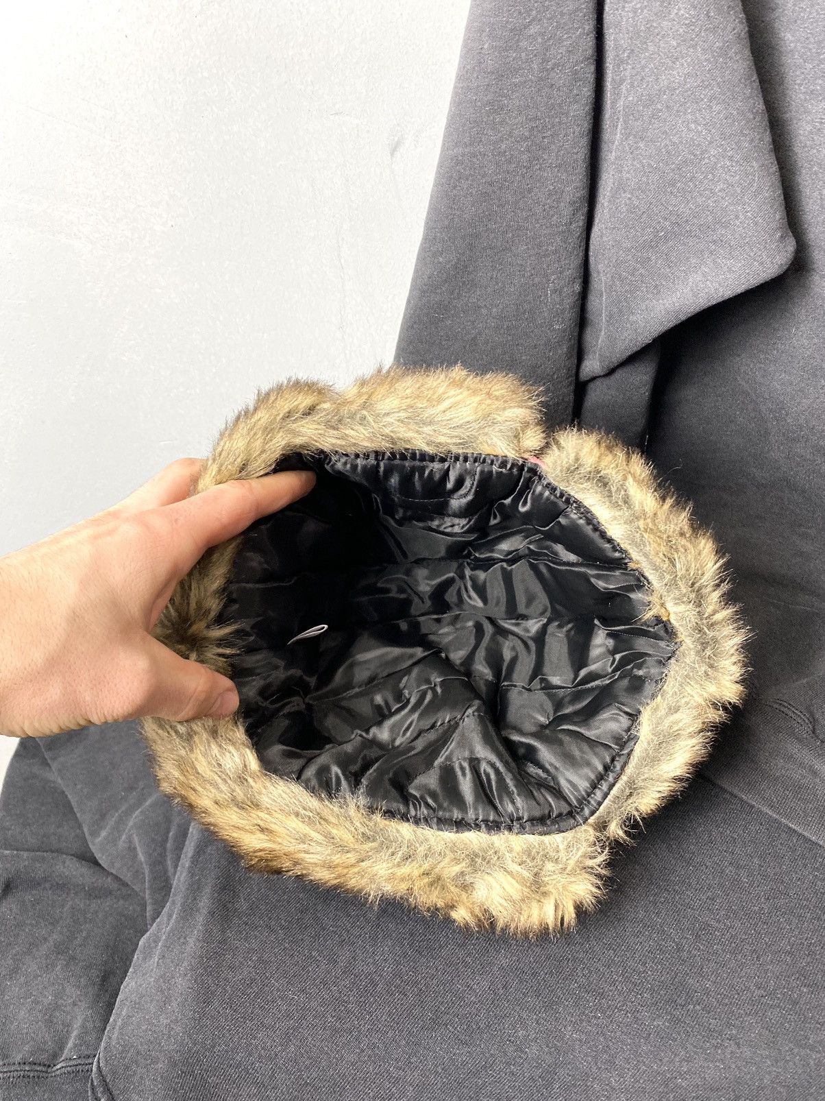 Vintage Vintage Alt Fuzzy Mohair Ushanka USSR Hat Balaclava Size ONE SIZE - 10 Thumbnail