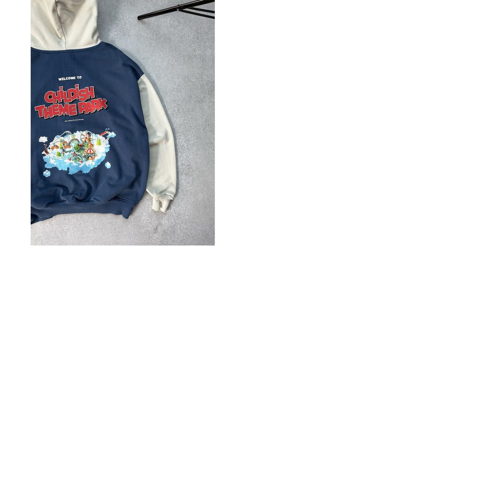 Vintage VINTAGE Childish Hoodie Blue Logo 90s Y2K Theme Park Large Mens M Crew Neck Graphic Print Nike? Size US M / EU 48-50 / 2 - 9 Thumbnail