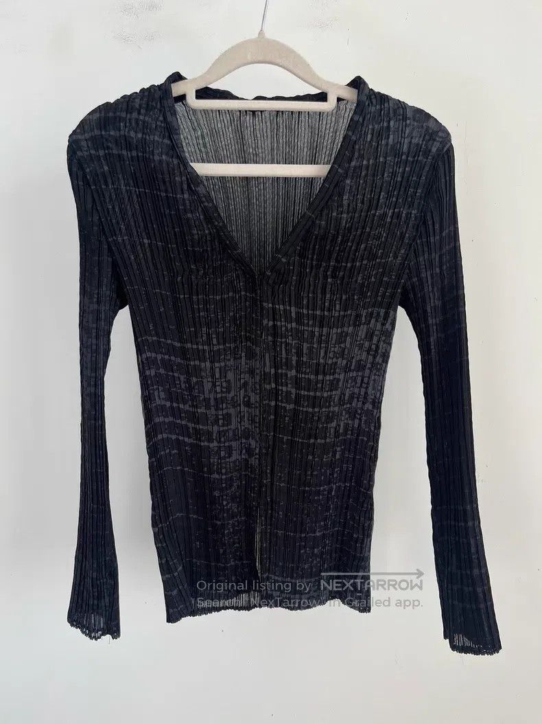 Issey Miyake Issey Miyake Black Long Sleeve Top Size M / US 6-8 / IT 42-44 - 1 Thumbnail