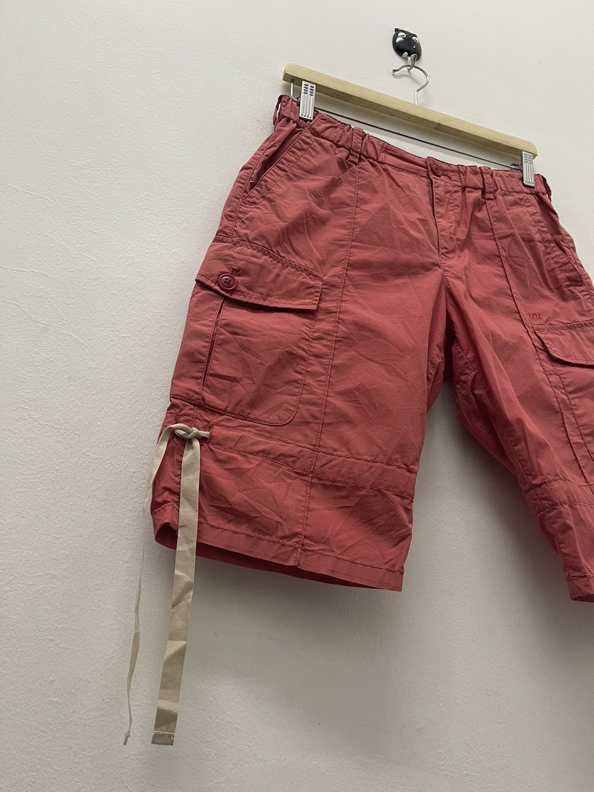 Jun Takahashi Rare UNIQLO UNDERCOVER UU Shorts Size US 30 / EU 46 - 2 Thumbnail
