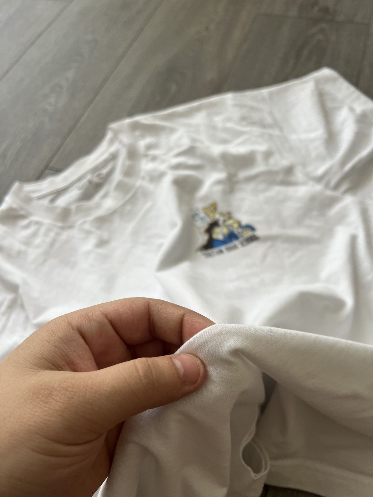 Japanese Brand × Uniqlo Uniqlo Japanese Anime T-Shirt Tee Size US XXL / EU 58 / 5 - 7 Thumbnail