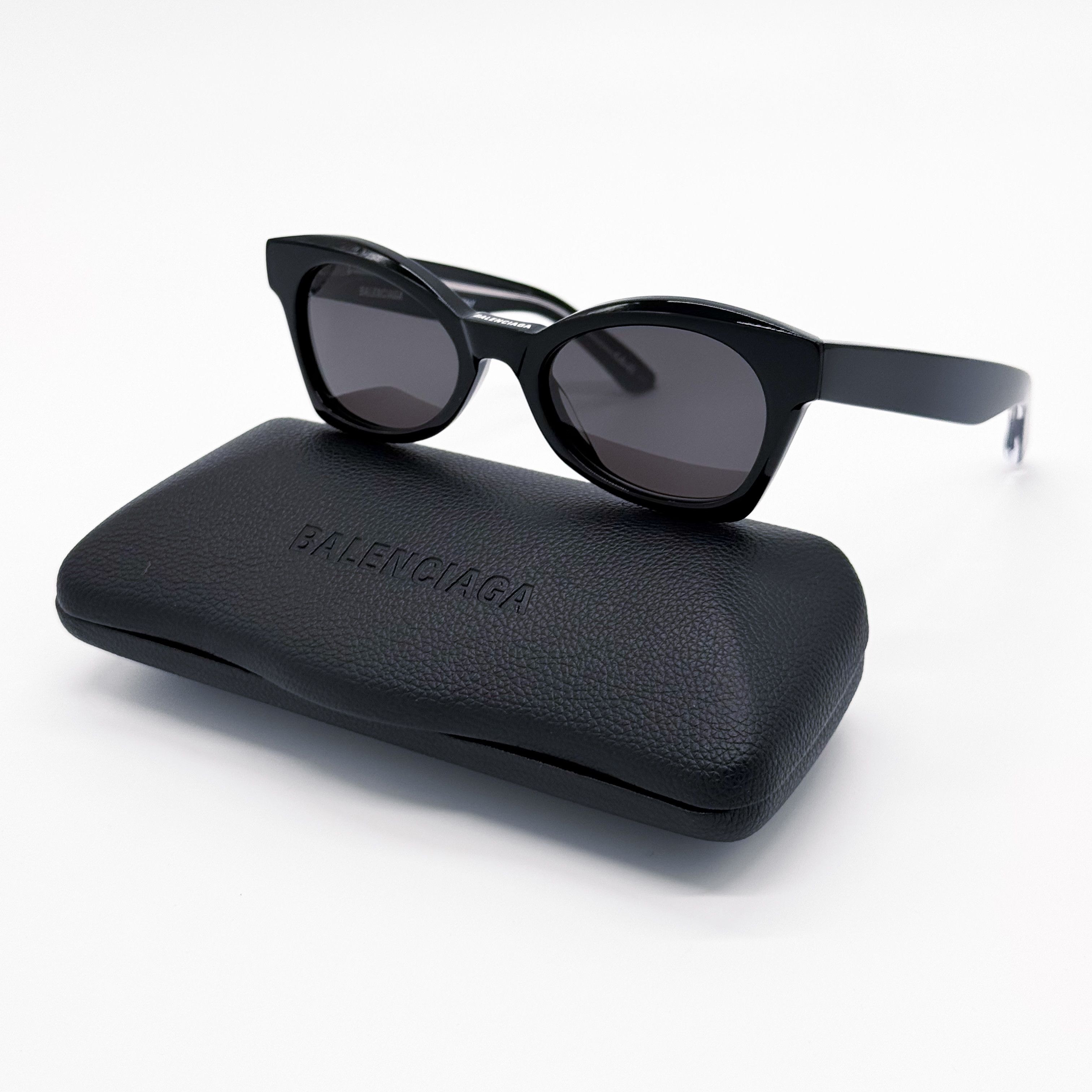 Balenciaga Black Nylon Orbit Cat Sunglasses | Grailed