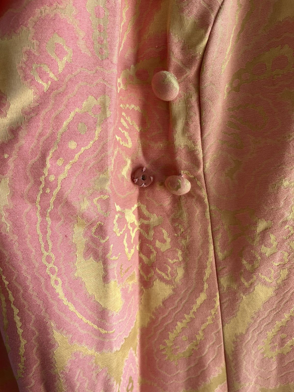 Vintage Vintage 60s Pink Gold Brocade Coat Dress Size S / US 4 / IT 40 - 7 Thumbnail