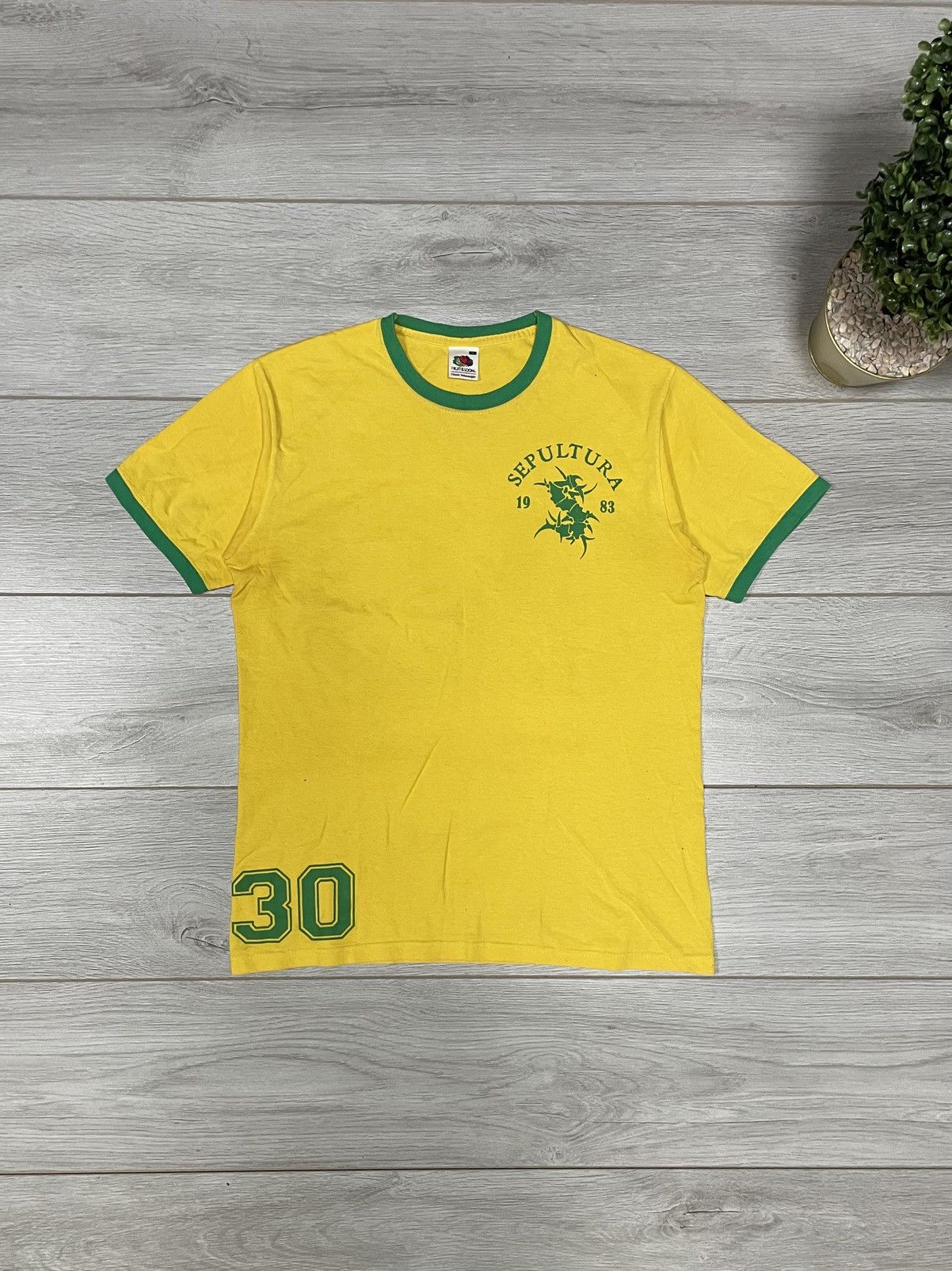 Band Tees Sepultura Brasil t-shirt big print Size US M / EU 48-50 / 2 - 2 Thumbnail