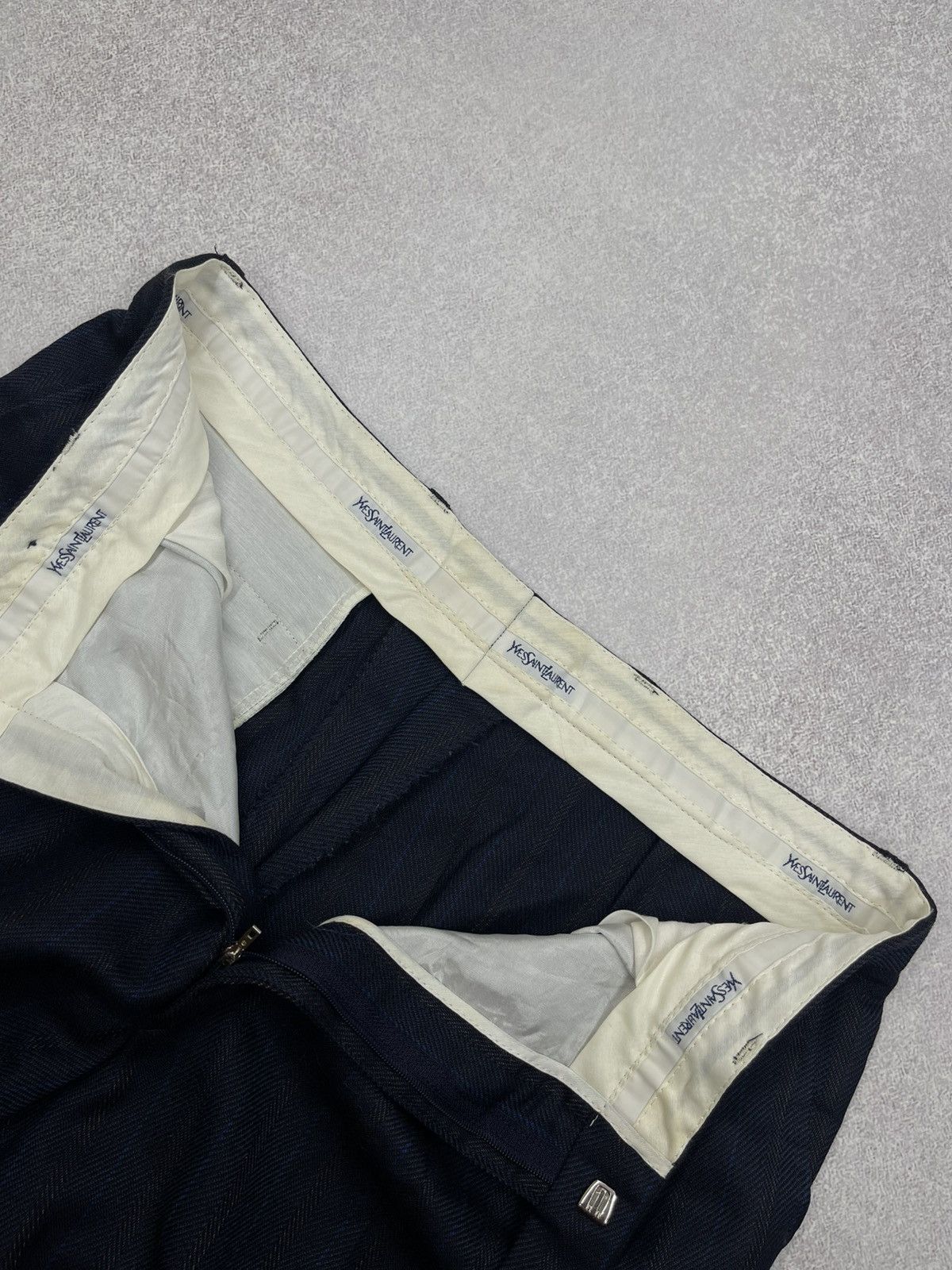 Vintage Vintage Yves Saint Laurent Wool Trousers Yugoslavia Designer Size US 32 / EU 48 - 9 Thumbnail
