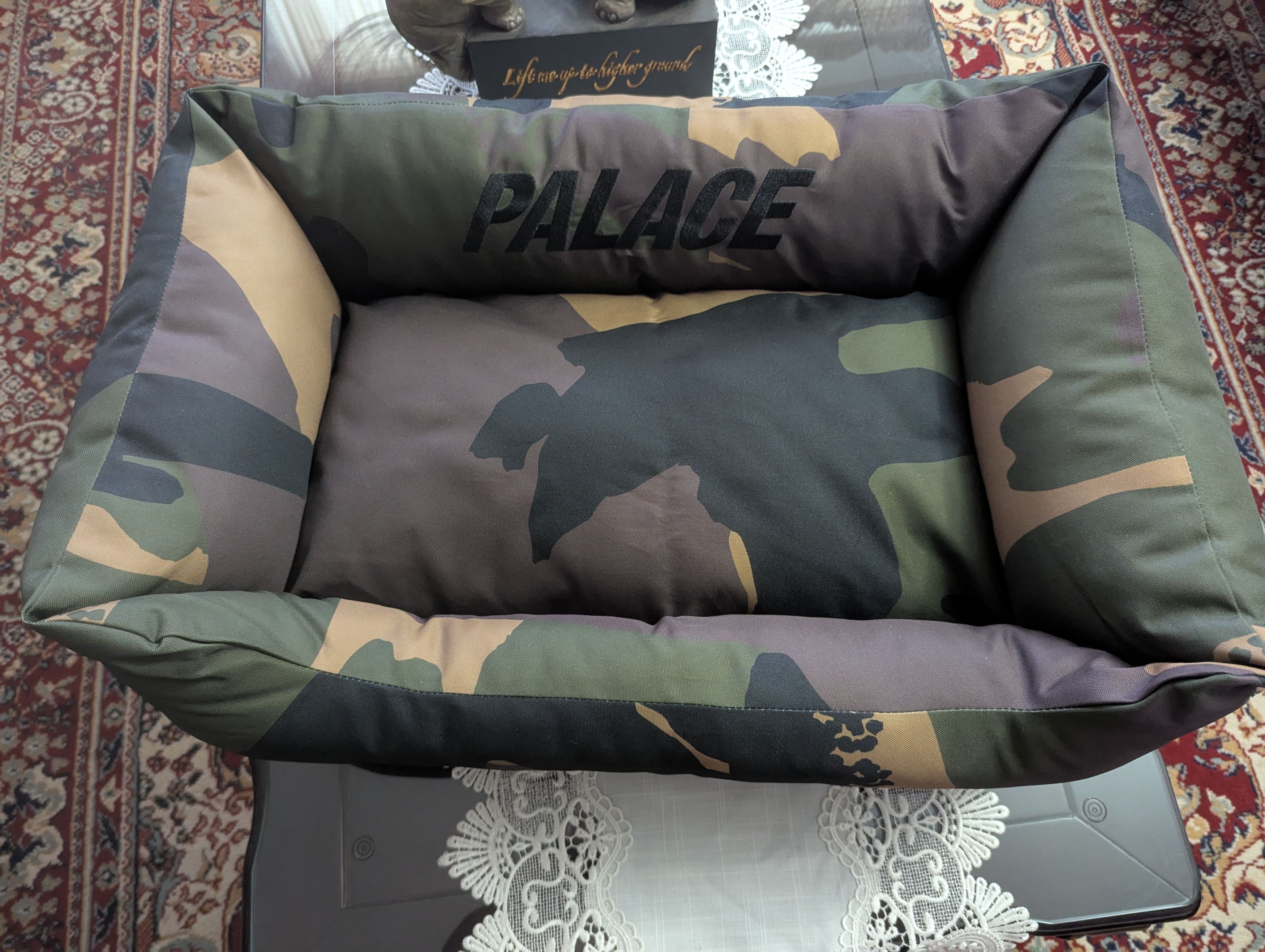 Palace Palace Camo Dog Bed Size ONE SIZE - 1 Thumbnail