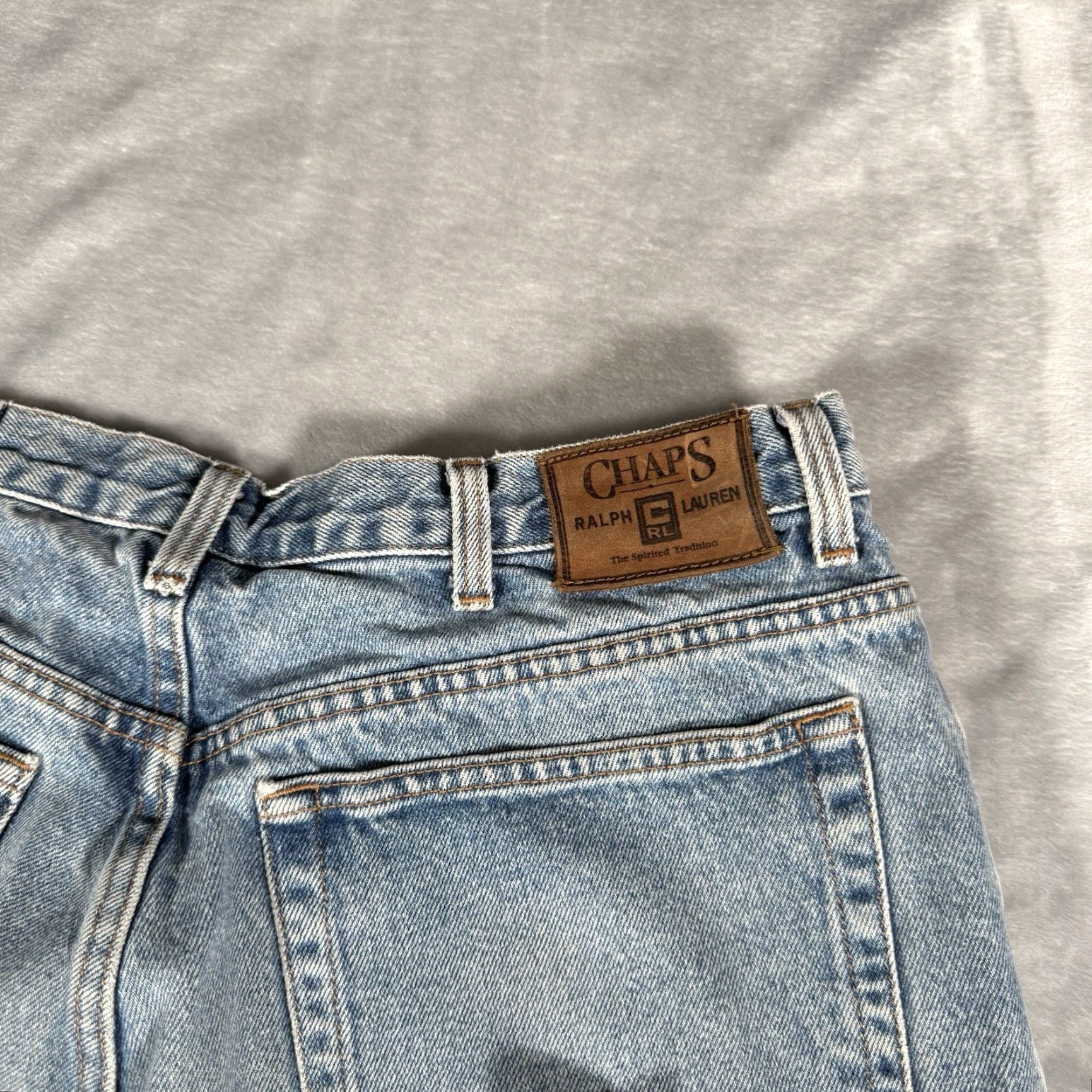 Ralph Lauren VINTAGE Ralph Lauren Chaps Jeans Straight Mens 34x30 Stone Wash Denim 5-Pocket Logo Hipster 90s Fits 34x30 Mens Size US 34 / EU 50 - 7 Thumbnail