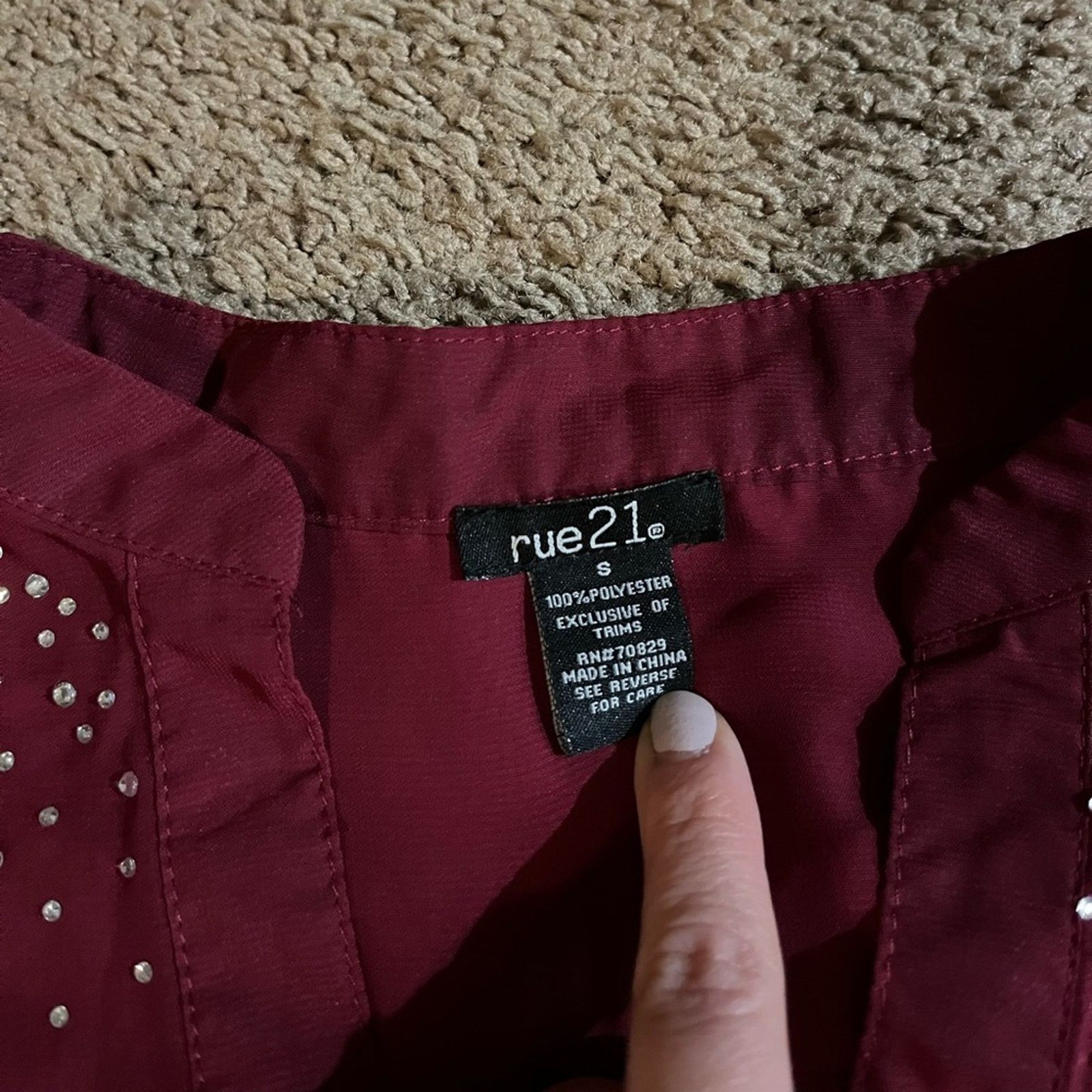 Other Maroon/Red Rue 21 Blouse Size S / US 4 / IT 40 - 4 Thumbnail