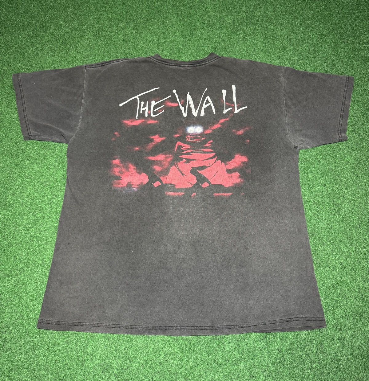 Vintage 90s Pink Floyd The Wall RARE FADED Band XL T Shirt