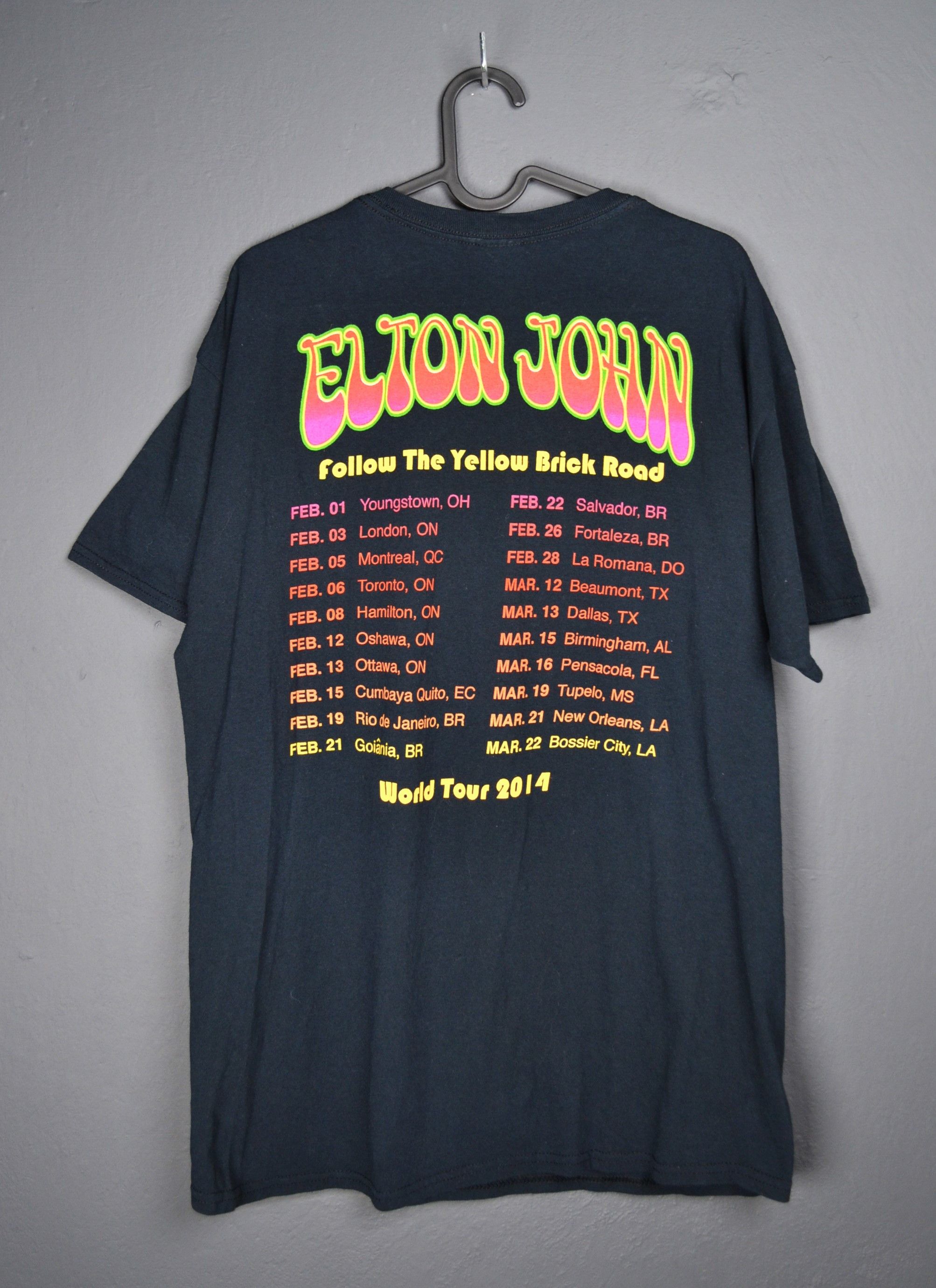Band Tees Elton John Goodbye Yellow Brick Road World Tour 2014 T-shirt Size US L / EU 52-54 / 3 - 9 Thumbnail