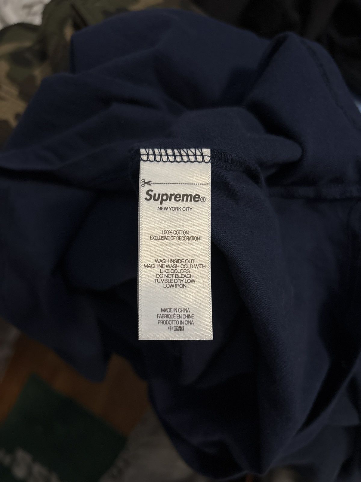 Supreme Supreme Week Fuck Em Tee Size US M / EU 48-50 / 2 - 4 Thumbnail