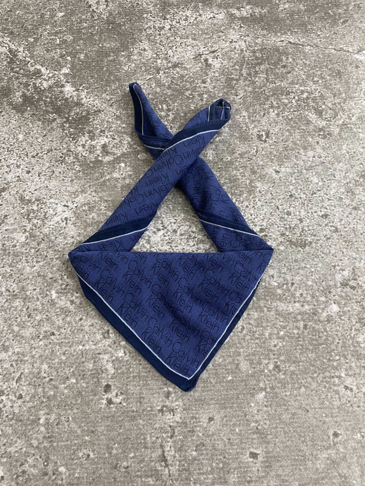 Calvin Klein Calvin klein Handkerchief / Bandana / Neckerchief Size ONE SIZE - 1 Thumbnail
