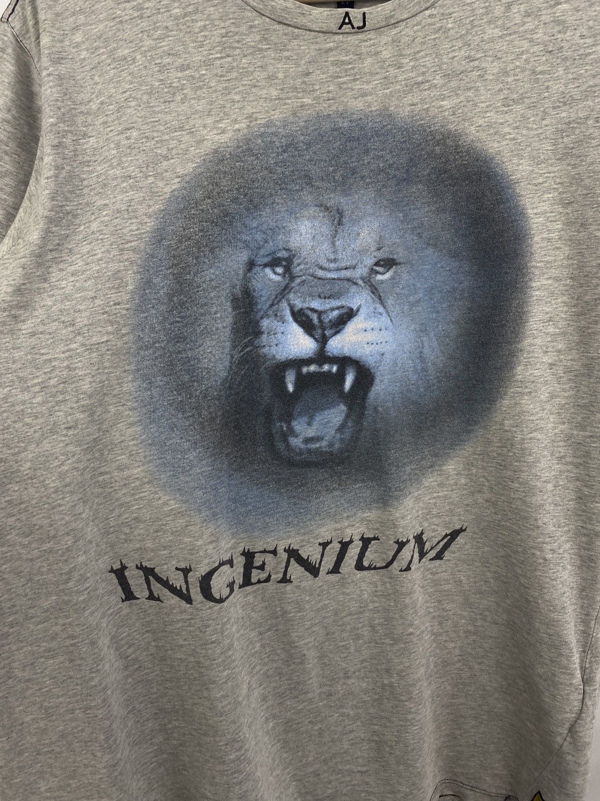 Armani 🇺🇸 Vintage 90s Armani Lion Ingenium Mighty latin language tee Size US XL / EU 56 / 4 - 4 Thumbnail