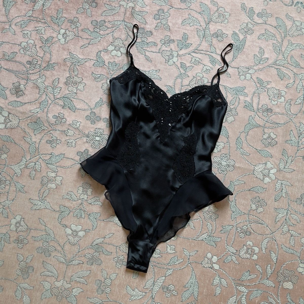 Victoria's Secret Victoria’s Secret 1990s Black Satin Lace Bodysuit (S) Size S / US 4 / IT 40 - 6 Thumbnail