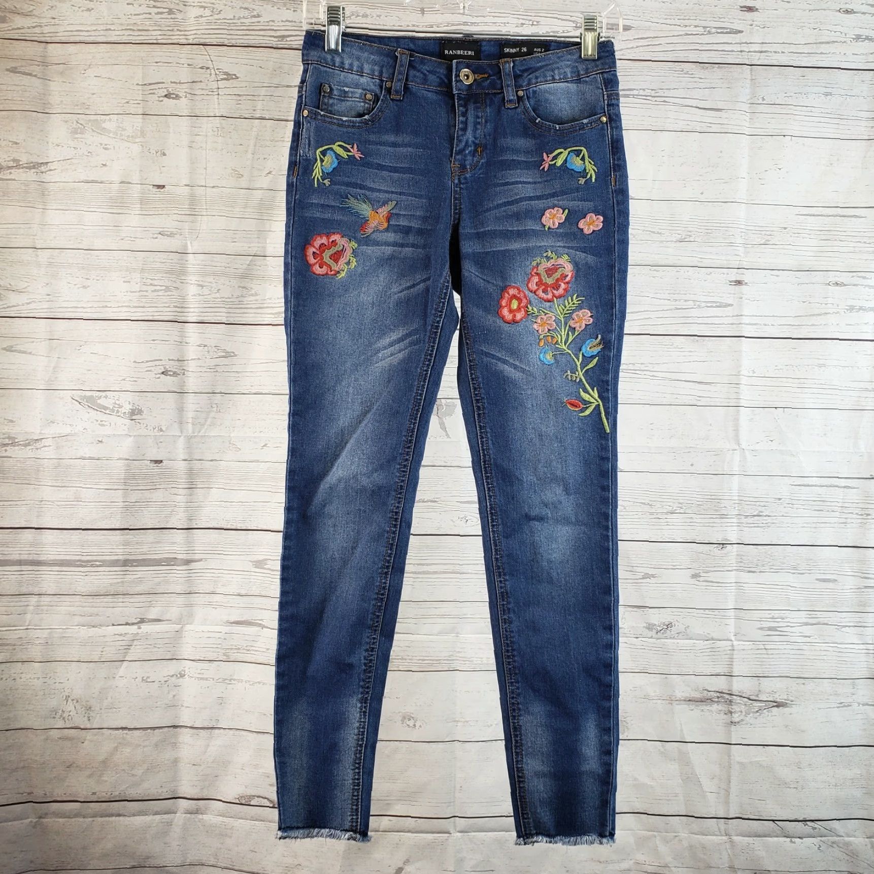 Vintage Ranbeeri Womens Skinny Jeans Sz 26 Floral Embroidered Raw Hem Low Rise Denim Cotton Blend Vintage Not Applicable Size 26" / US 2 / IT 38 - 2 Thumbnail