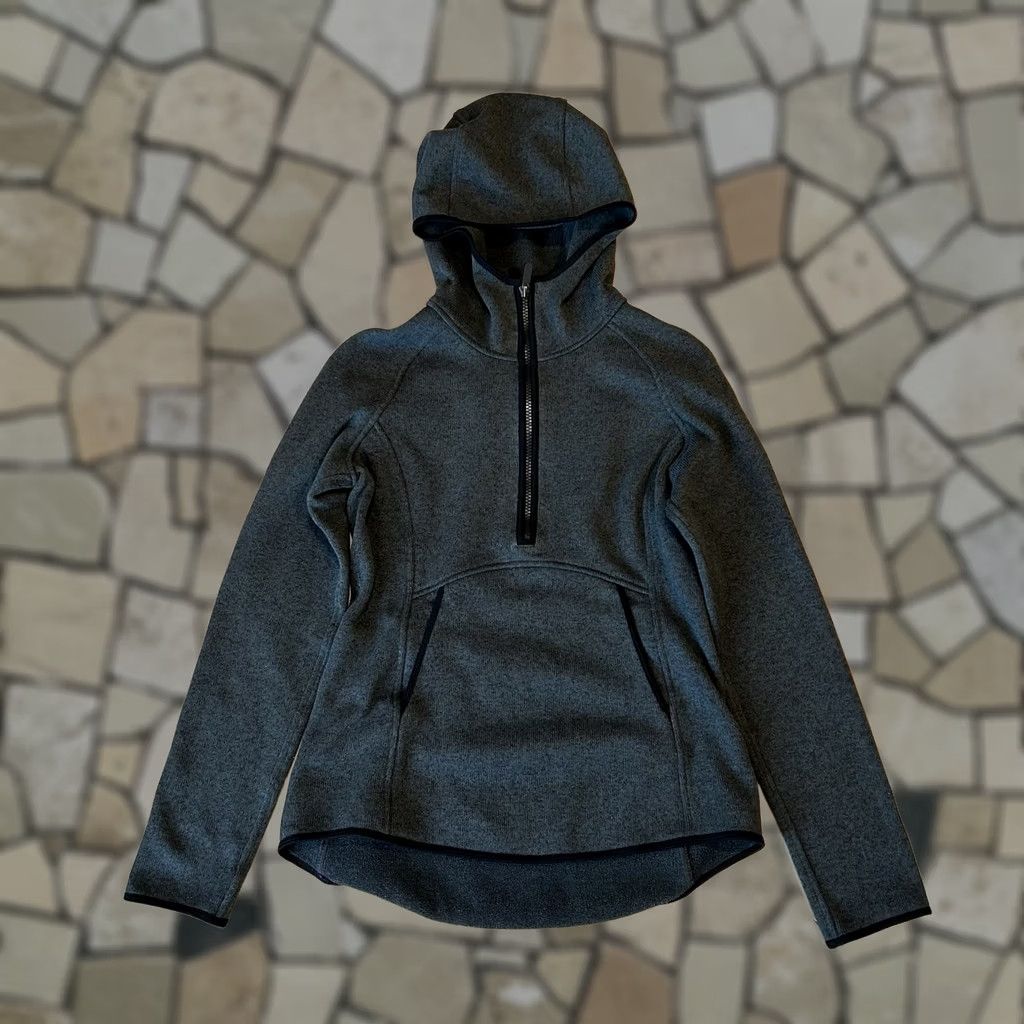Lululemon Lululemon Fleece & Thank You Pullover Hoodie Women’s 6 Gray 1/2 Zip Hooded Pockets Regular Size M / US 6-8 / IT 42-44 - 1 Thumbnail