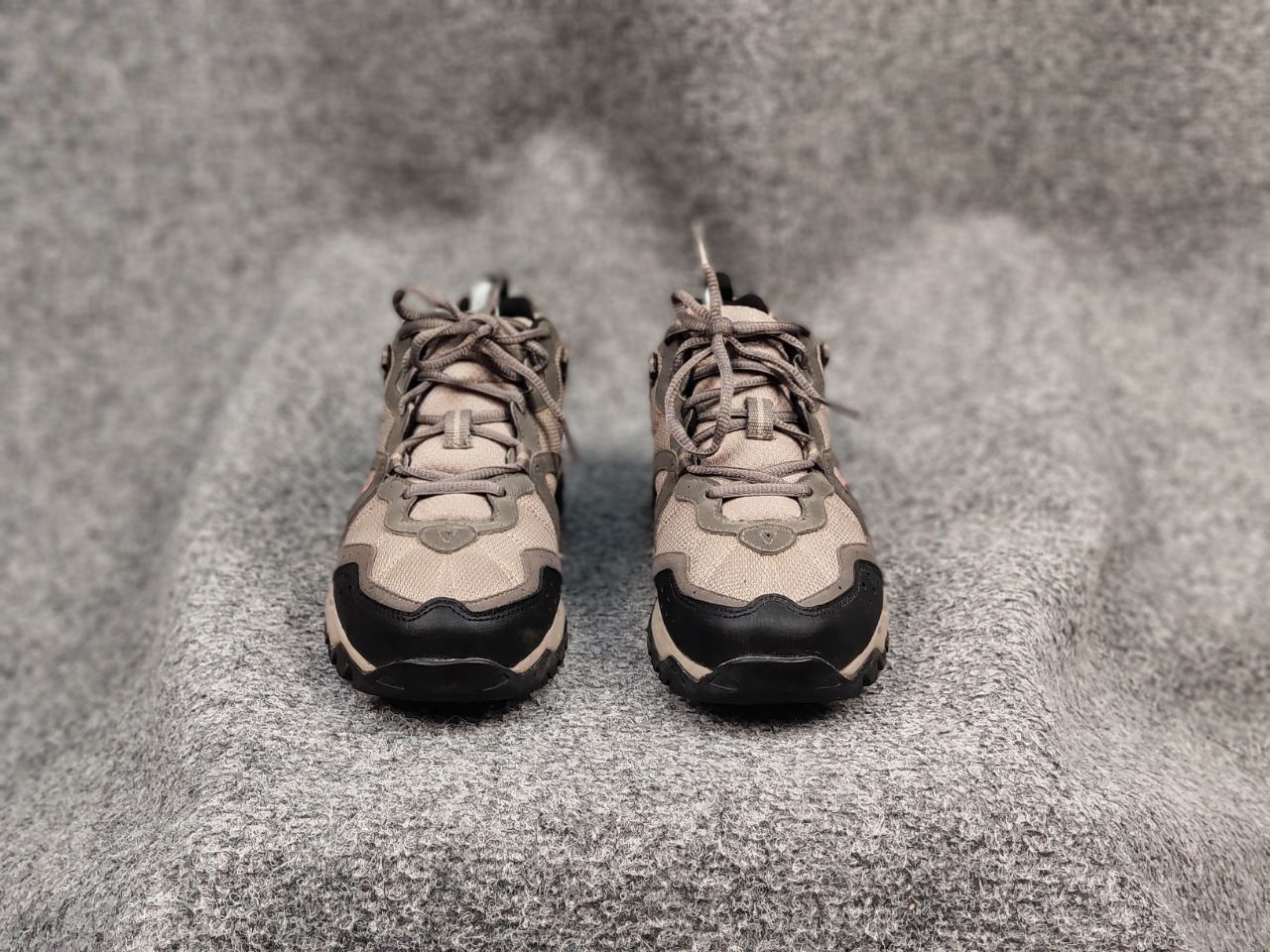 Nike ACG Vintage Nike ACG All-Trac Hiking Women's Sneaker Size US 7 / IT 37 - 13 Thumbnail