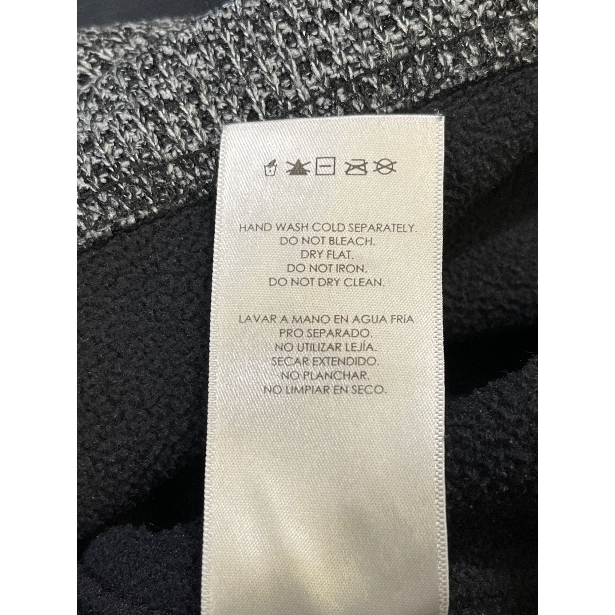 Spyder Spyder Men's Grey/Black Sweatshirt/Pullover Sz M SKU 4868 Size US M / EU 48-50 / 2 - 8 Thumbnail