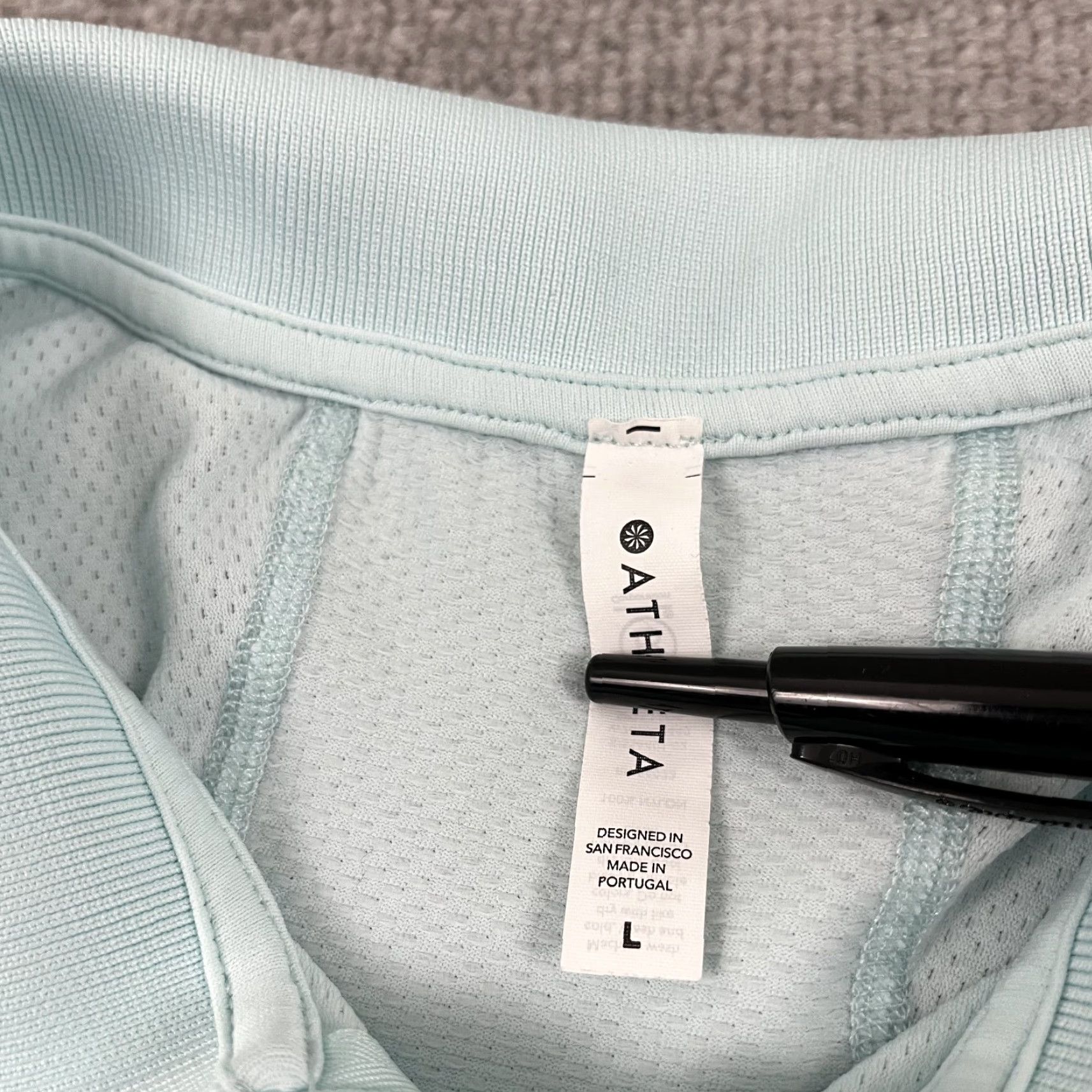 Athleta Athleta Momentum Polo Tee Shirt Womens Large Light Blue Golf Tennis Zip 556401 Size L / US 10 / IT 46 - 3 Thumbnail