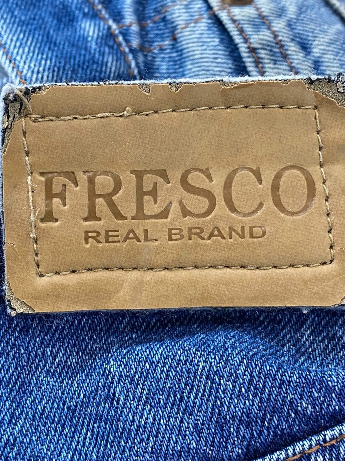 Japanese Brand Japanese Brand Faded Wash Whiskered Style Straight Leg Jeans Size US 31 - 11 Thumbnail
