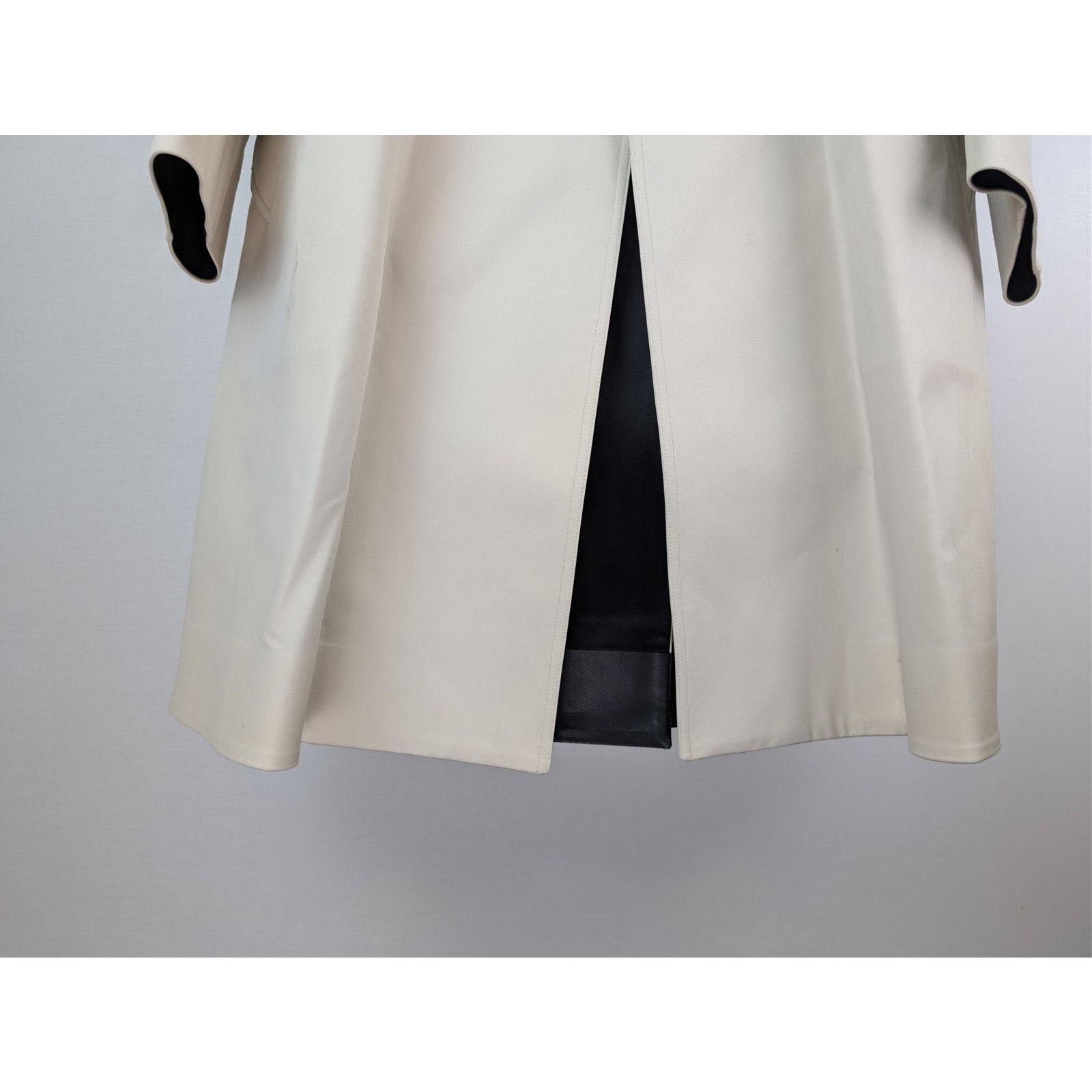 Tom Ford o1rshd1 CC20 Sportswear double-breasted leather coat White Size US M / EU 48-50 / 2 - 4 Thumbnail