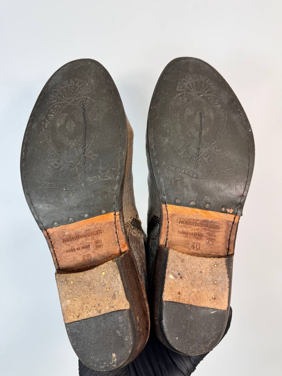 Fiorentini + Baker × Leather × Vintage Vintage men’s boots Fiorentini Baker size 40 made in Italy Size US 7 / EU 40 - 2 Thumbnail