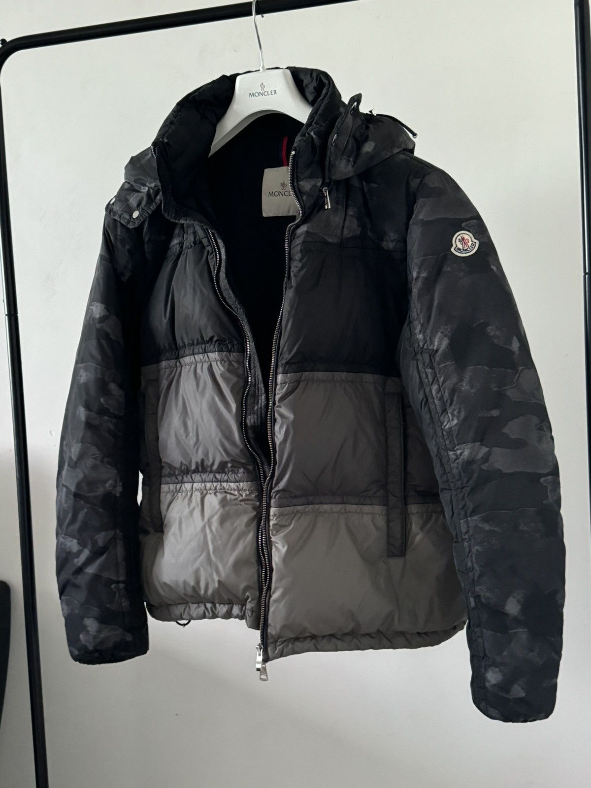 Moncler moncler breitman hooded puffer jacket Size US XL / EU 56 / 4 - 3 Thumbnail