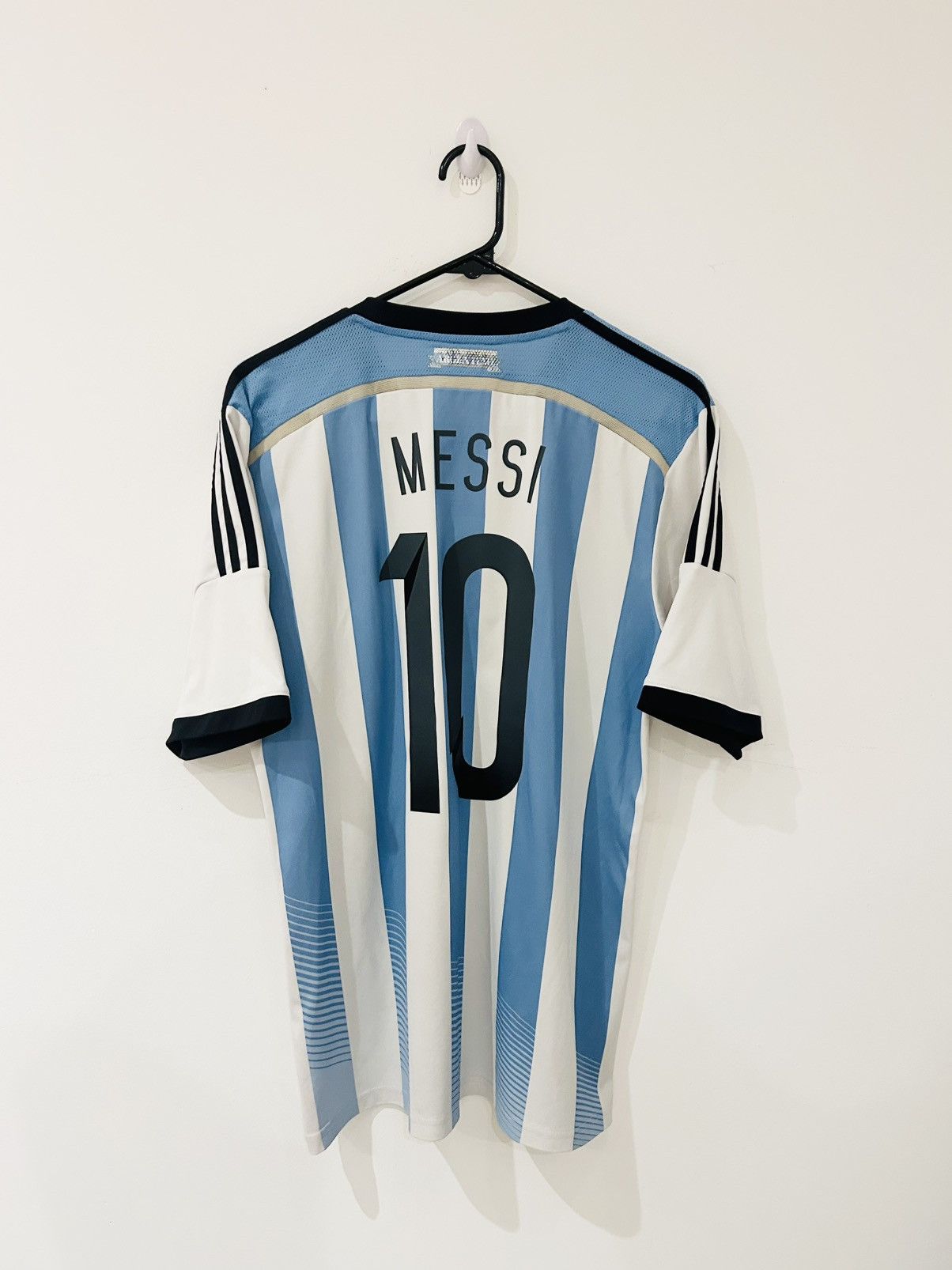 Adidas × Vintage Argentina 2014 home Messi jersey Size US L / EU 52-54 / 3 - 1 Thumbnail