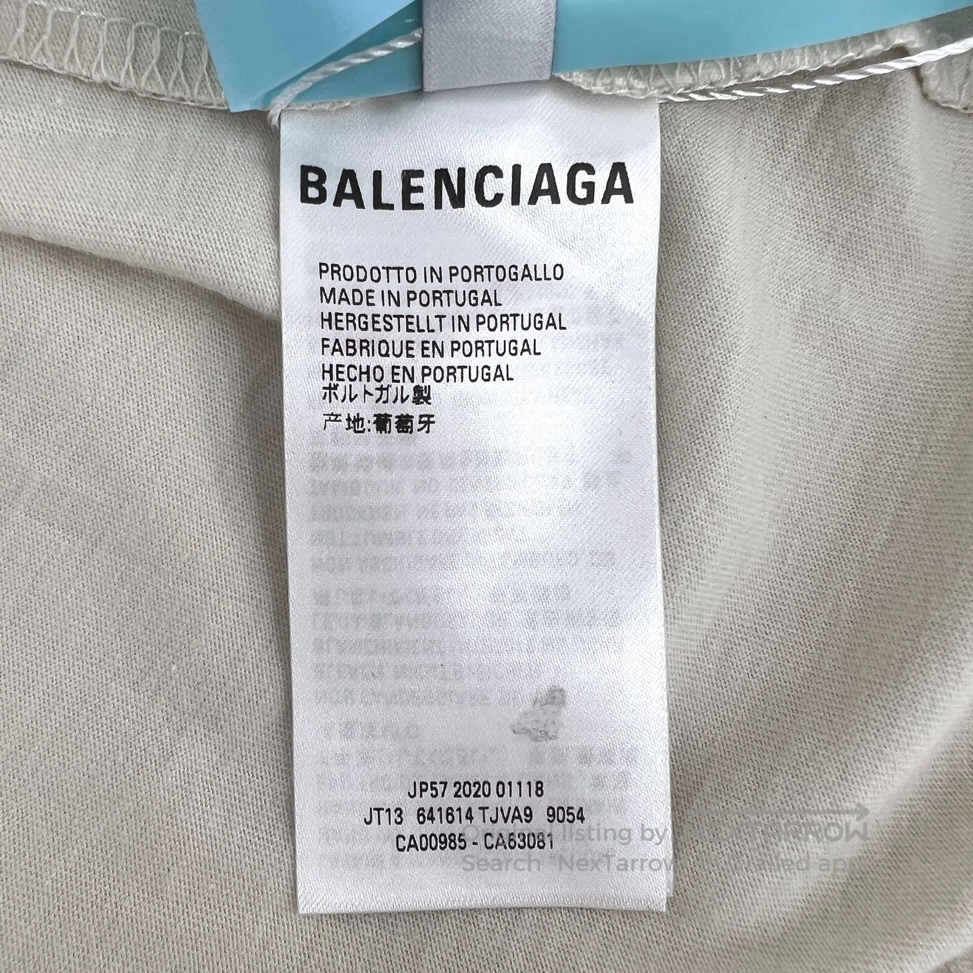 Balenciaga Balenciaga Apricot Logo Letter Embroidered Crew Neck Short Size US S / EU 44-46 / 1 - 7 Thumbnail