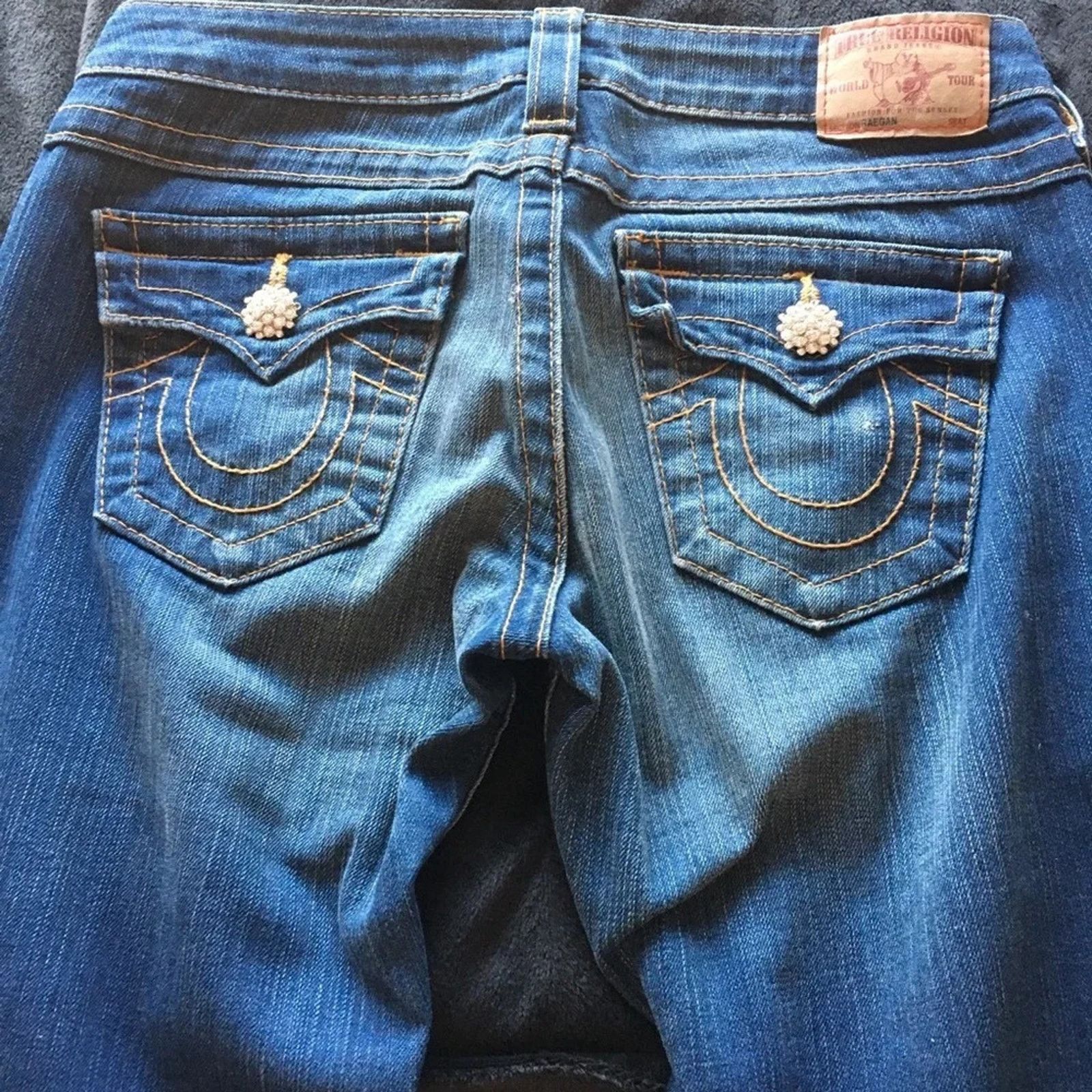 True Religion True Religion Y2K vintage Raegan flare leg jeans, size 28 Size 28" / US 6 / IT 42 - 2 Thumbnail