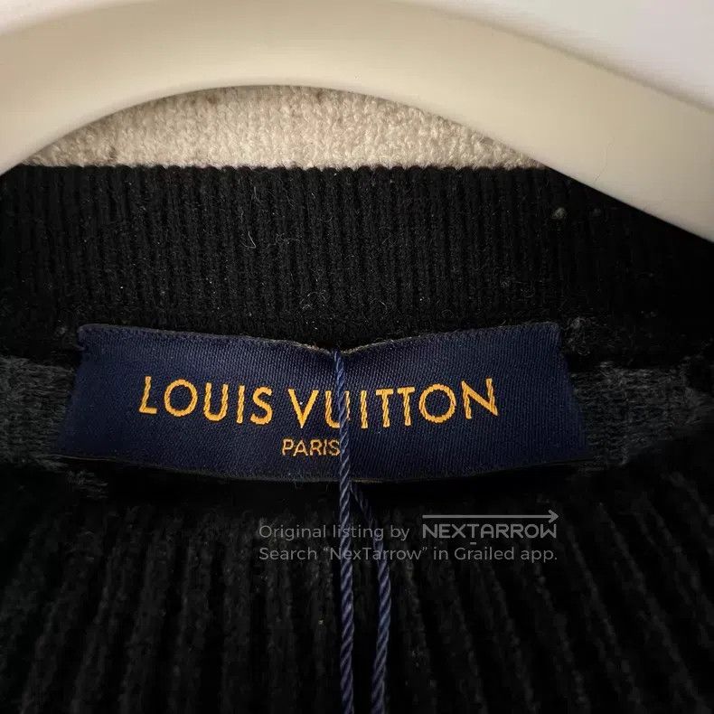 Louis Vuitton Louis Vuitton Knitted cashmere sweater with logo on the ba Size US M / EU 48-50 / 2 - 4 Thumbnail