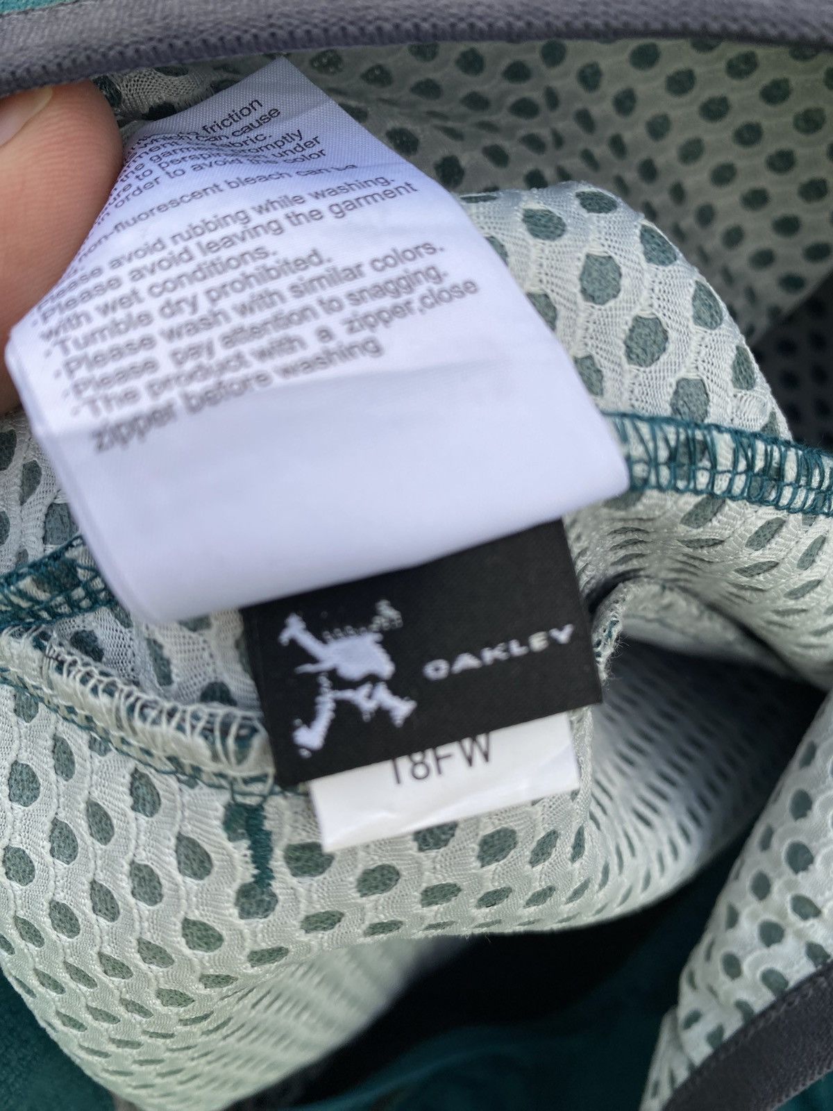 Oakley Oakley Performance Fit Skull Merged Sweater Jacket Size US L / EU 52-54 / 3 - 9 Thumbnail