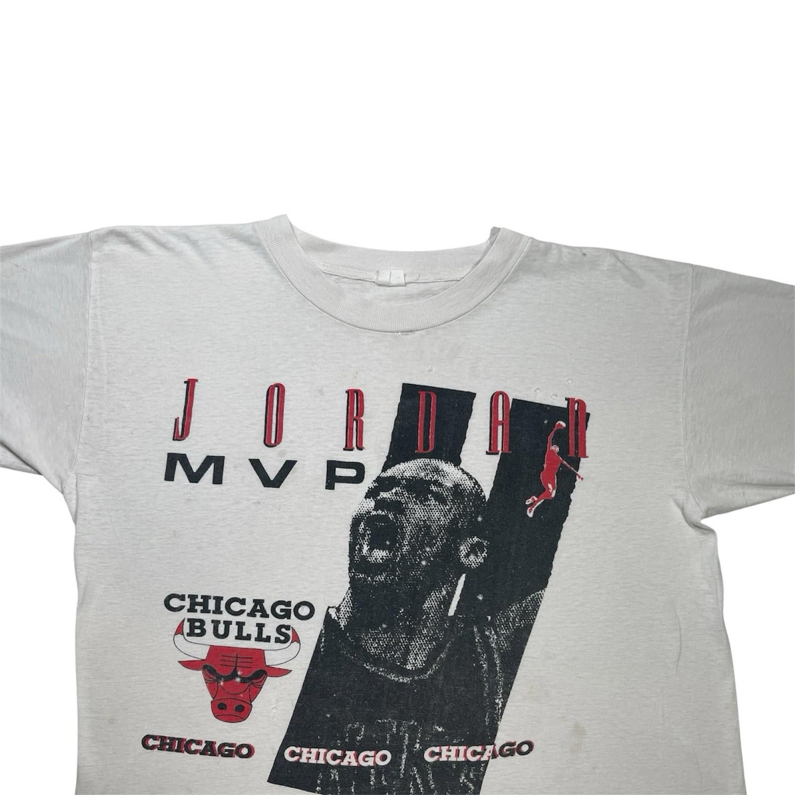 Vintage 1988 Chicago Bulls Michael Jordan Bootleg MVP White TShirt M Size US M / EU 48-50 / 2 - 2 Thumbnail