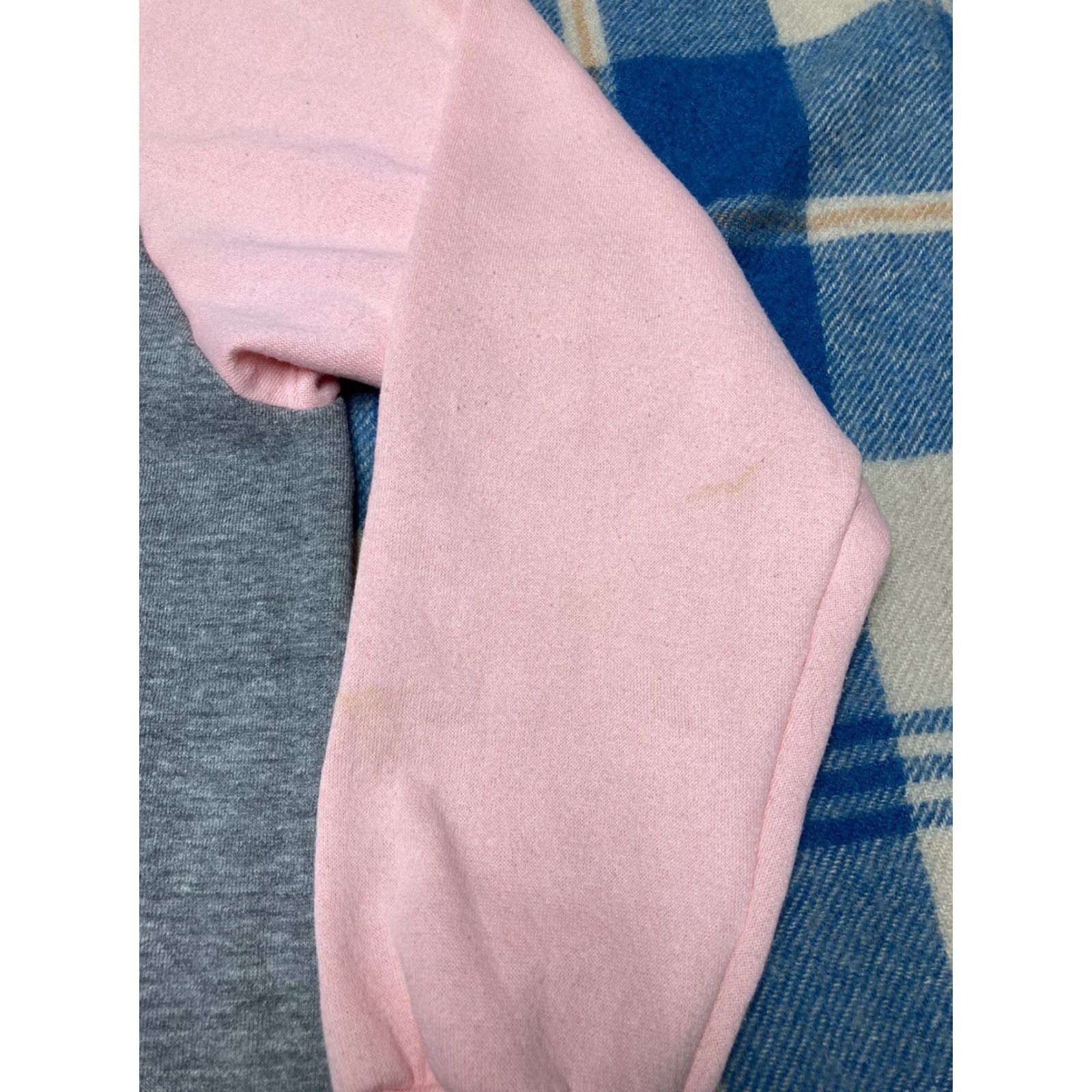Russell Athletic VINTAGE Russell Athletic Sweatshirt Two Tone Gray Pink Medium Mens 90s Pullover Size US M / EU 48-50 / 2 - 3 Thumbnail