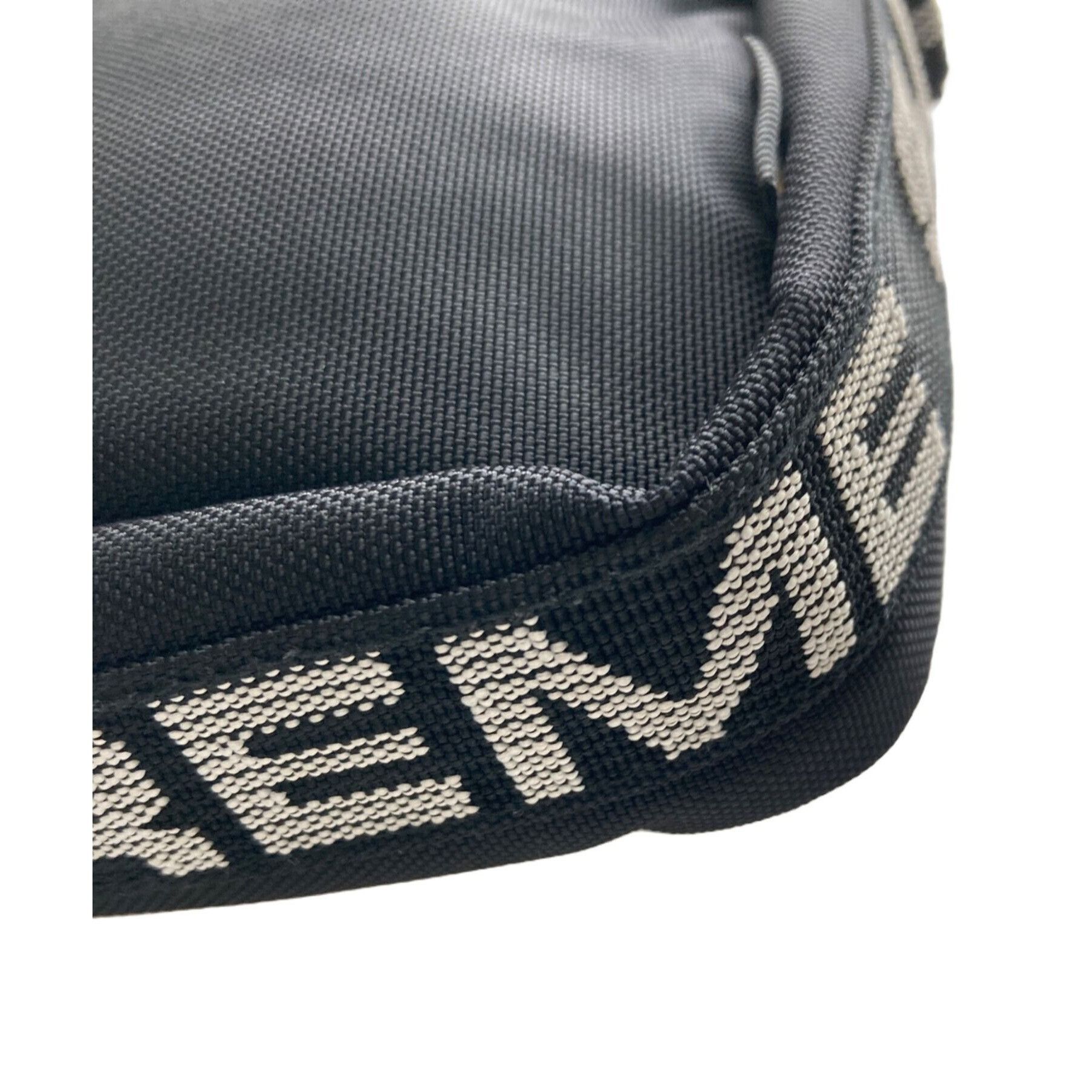 Supreme SUPREME 18SS Logo Shoulder Bag Black Size ONE SIZE - 6 Thumbnail