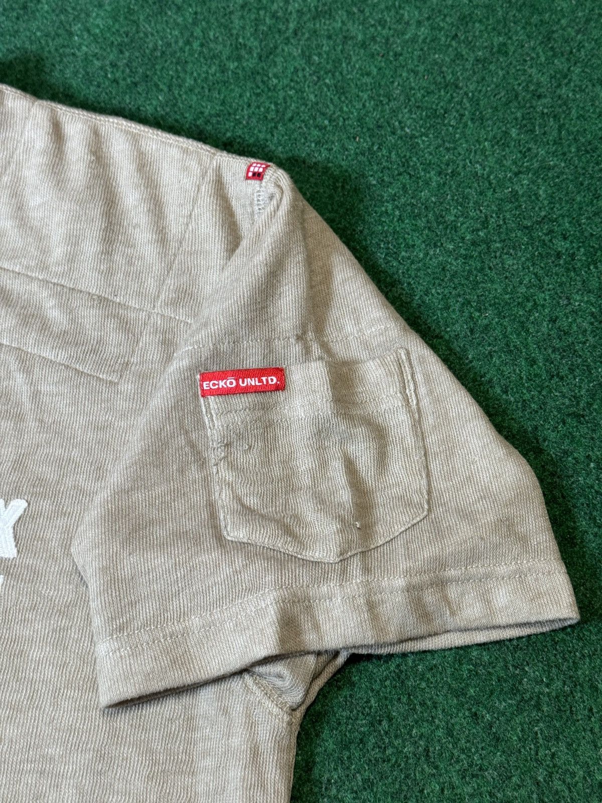 Ecko Unltd. × Vintage Y2L Ecko UNLTD Denim Baggy Hip Hop Biege Sand T Shirt Size US L / EU 52-54 / 3 - 4 Thumbnail