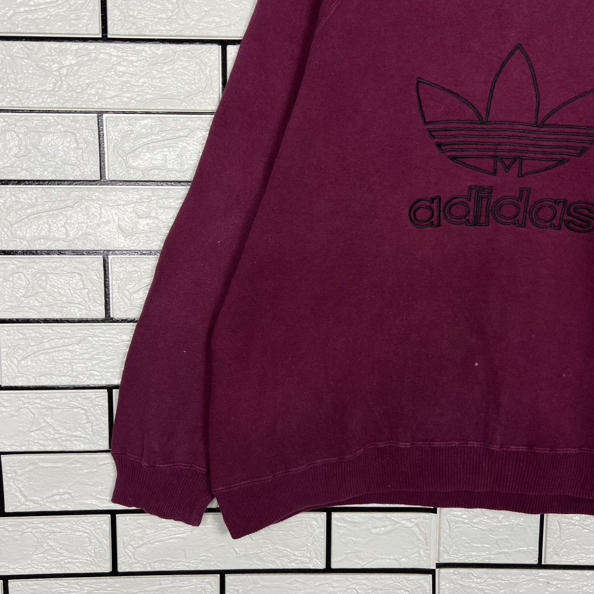 Adidas Vintage 90s ADIDAS Privasport Big Logo Sweatshirt #4026-C183 Size US M / EU 48-50 / 2 - 6 Thumbnail