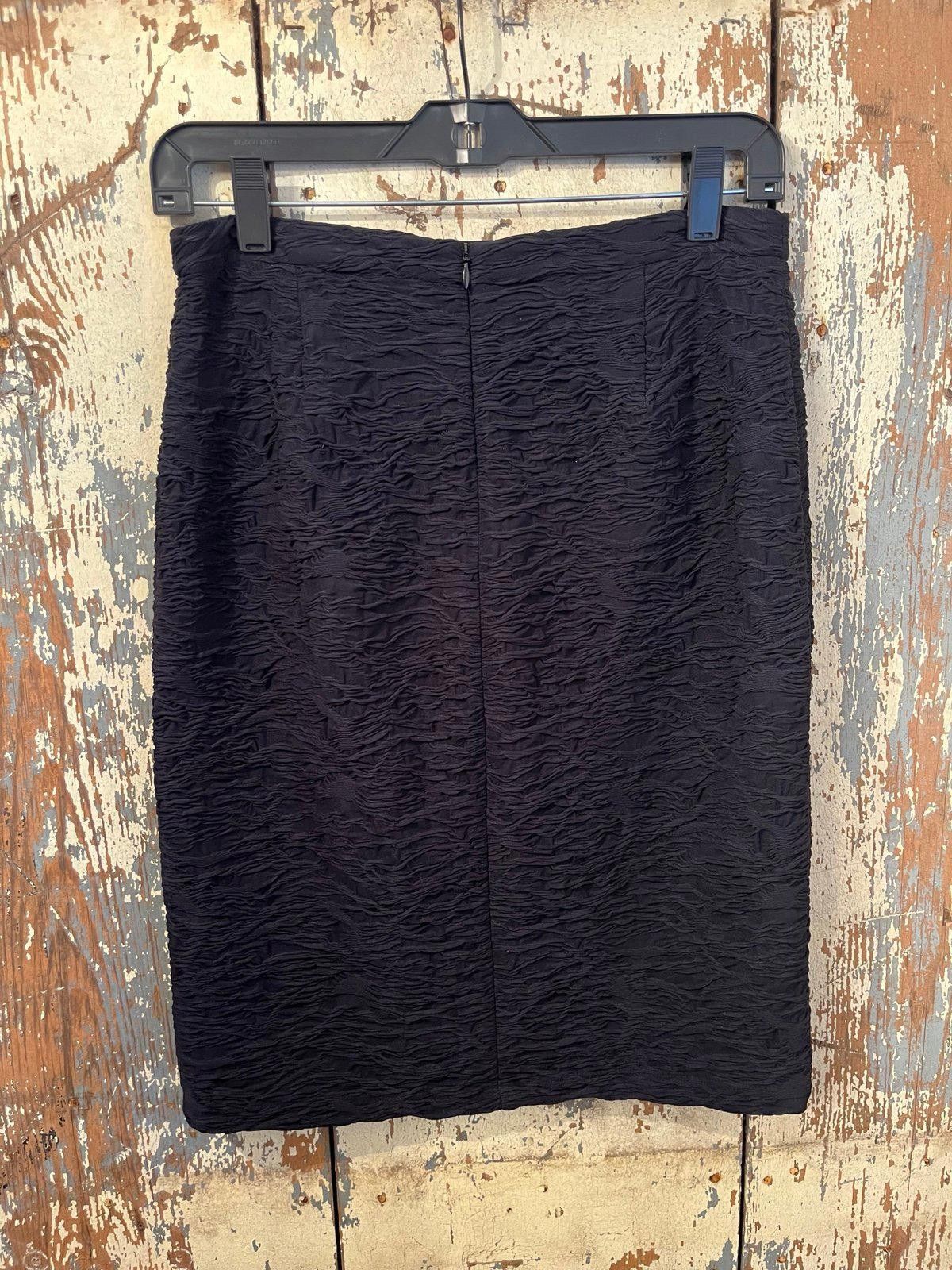 Designer Doncaster Women's skirt Pencil Above Knee Size 4 Size 28" / US 6 / IT 42 - 2 Thumbnail