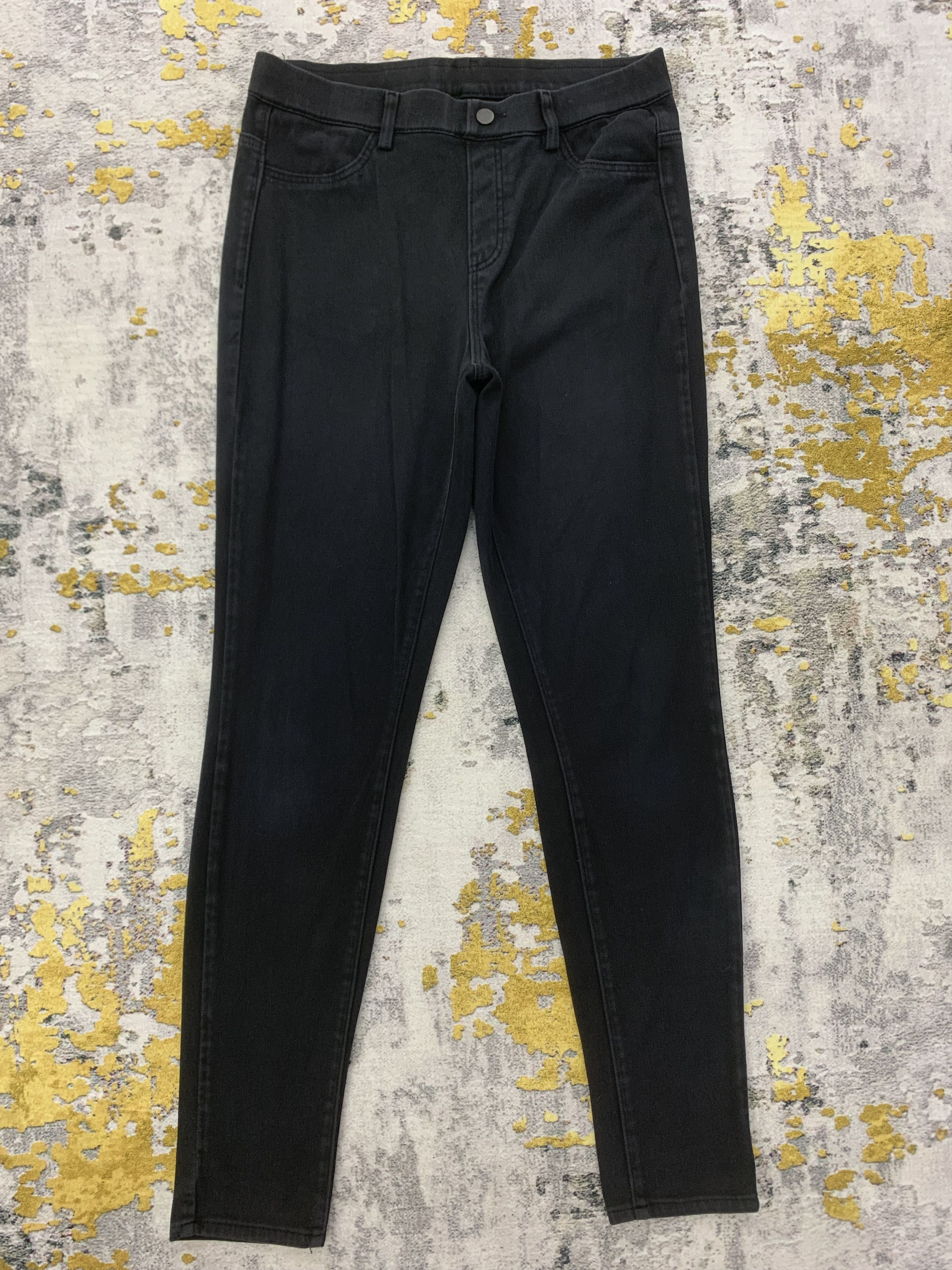 Uniqlo Uniqlo Pants size 28 Size 28" / US 6 / IT 42 - 1 Thumbnail