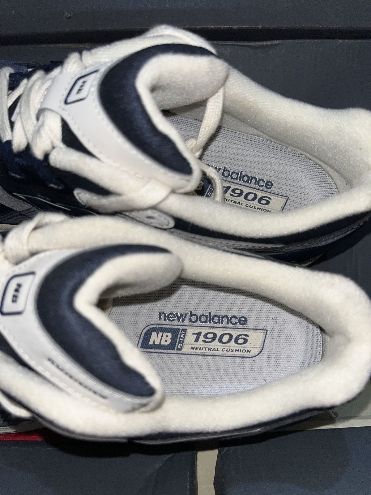 New Balance New Balance 1906U Size US 8.5 / EU 41-42 - 4 Thumbnail