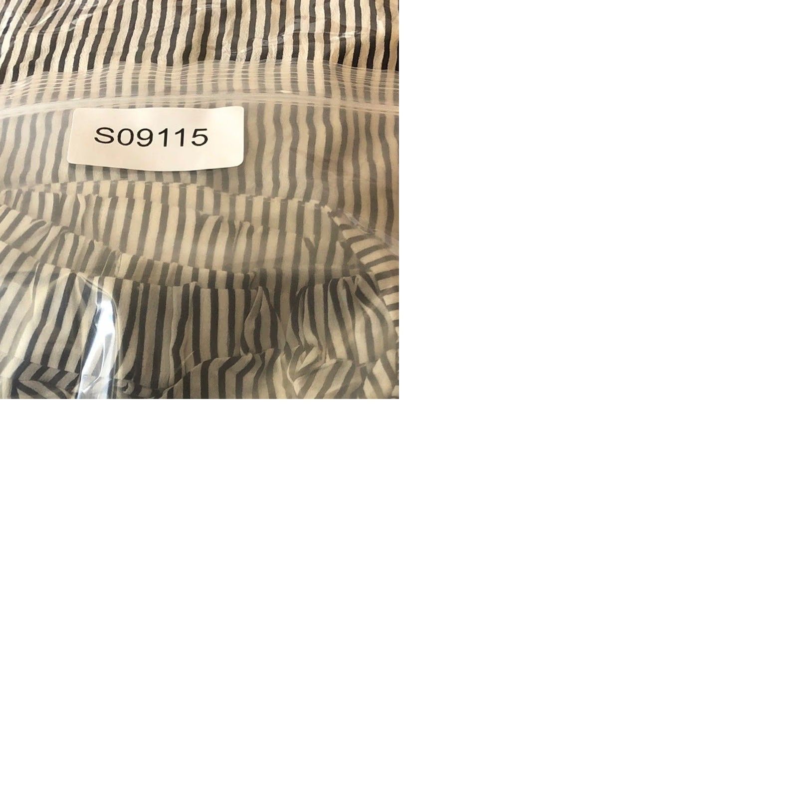 Vintage Cabi Blouse Off Shoulder Navy Blue White Stripe 100% Silk Long Sleeve S Womens Size S / US 4 / IT 40 - 9 Thumbnail
