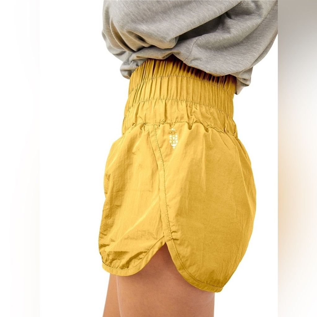 Free People Free People Movement The Way Home Shorts in Yellow Size S Size 26" / US 2 / IT 38 - 2 Thumbnail