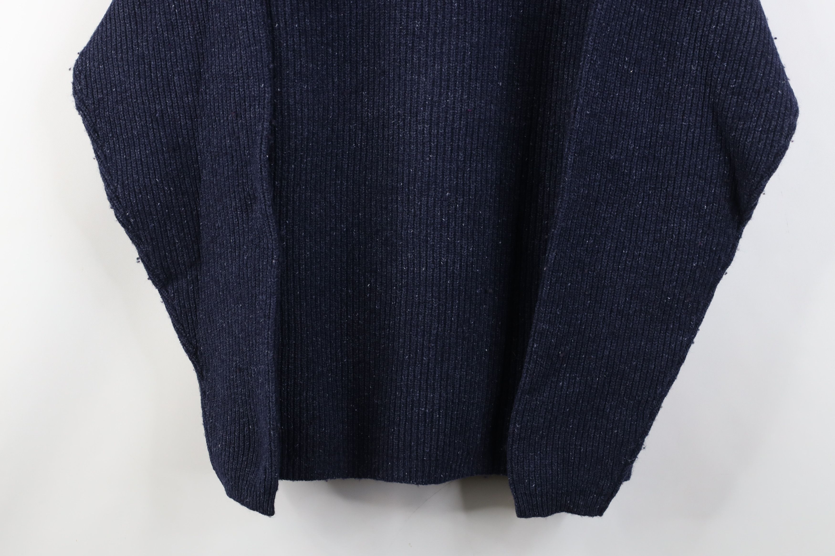 Eddie Bauer Vintage 90s Eddie Bauer Lambswool Ribbed Knit V-Neck Sweater Size US L / EU 52-54 / 3 - 3 Thumbnail