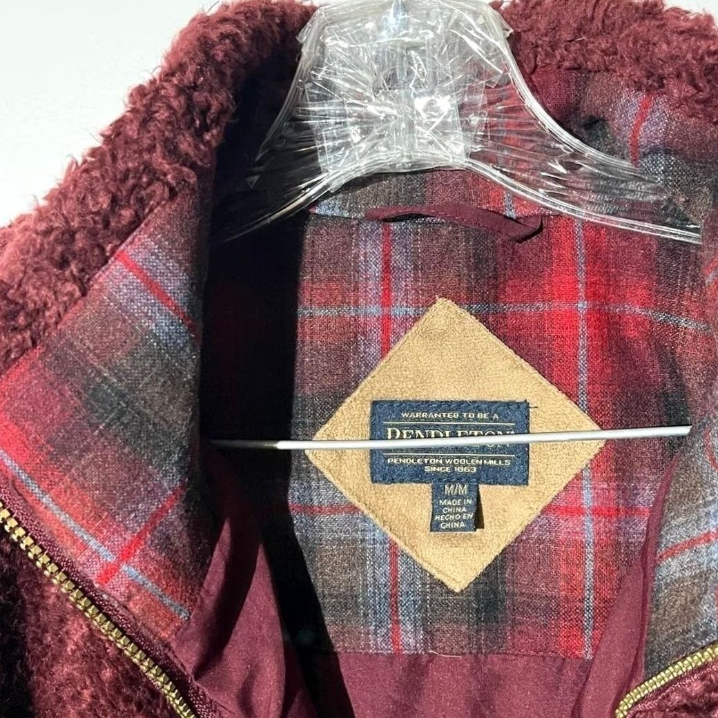 Pendleton VINTAGE Pendleton Cardigan Shirt Women Medium Maroon Full Zip Sherpa Fleece Teddy Sweater Size M / US 6-8 / IT 42-44 - 3 Thumbnail