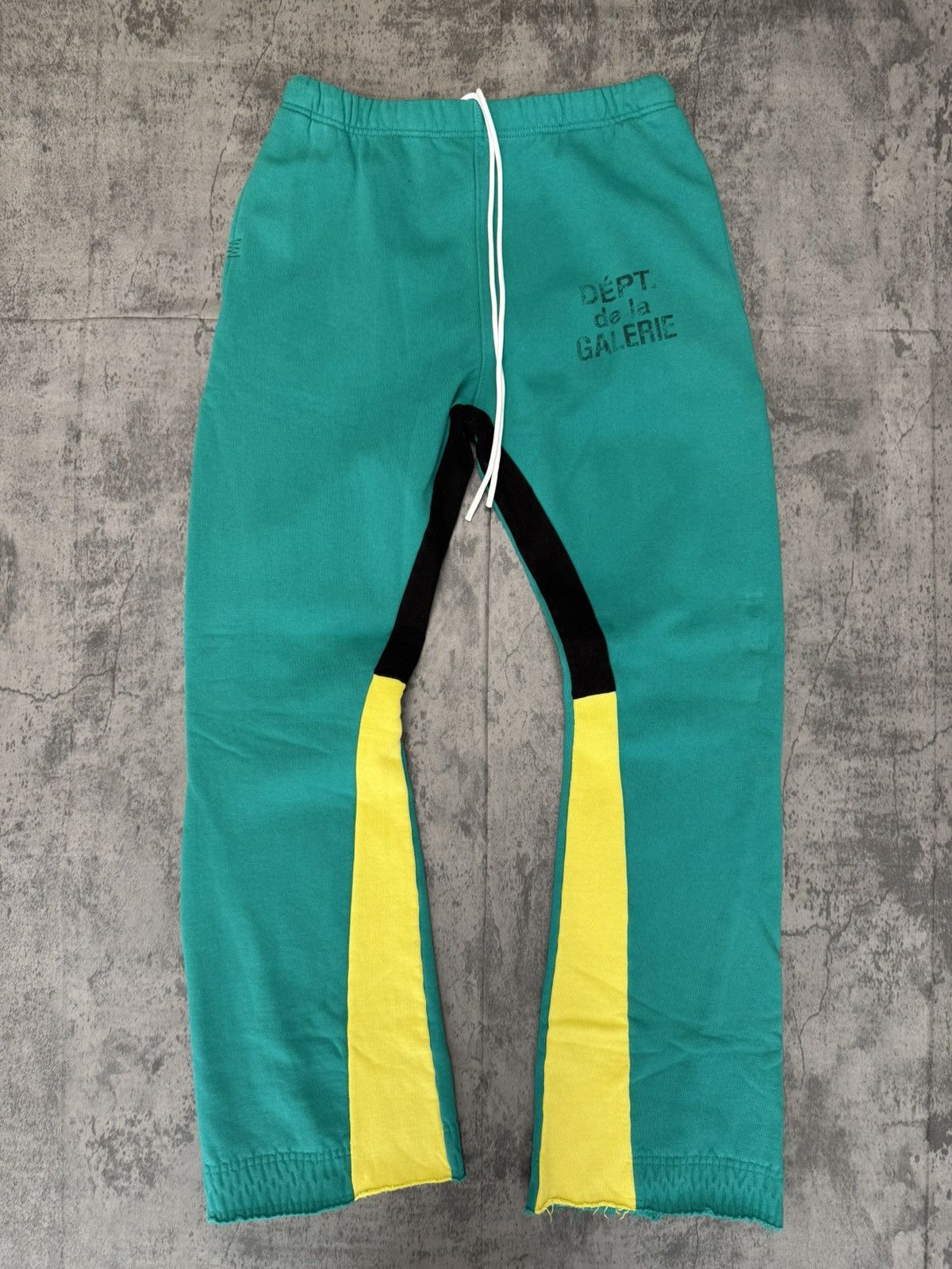 Gallery Dept. Gallery Dept. Flared Sweatpants - M Size US 32 / EU 48 - 7 Thumbnail