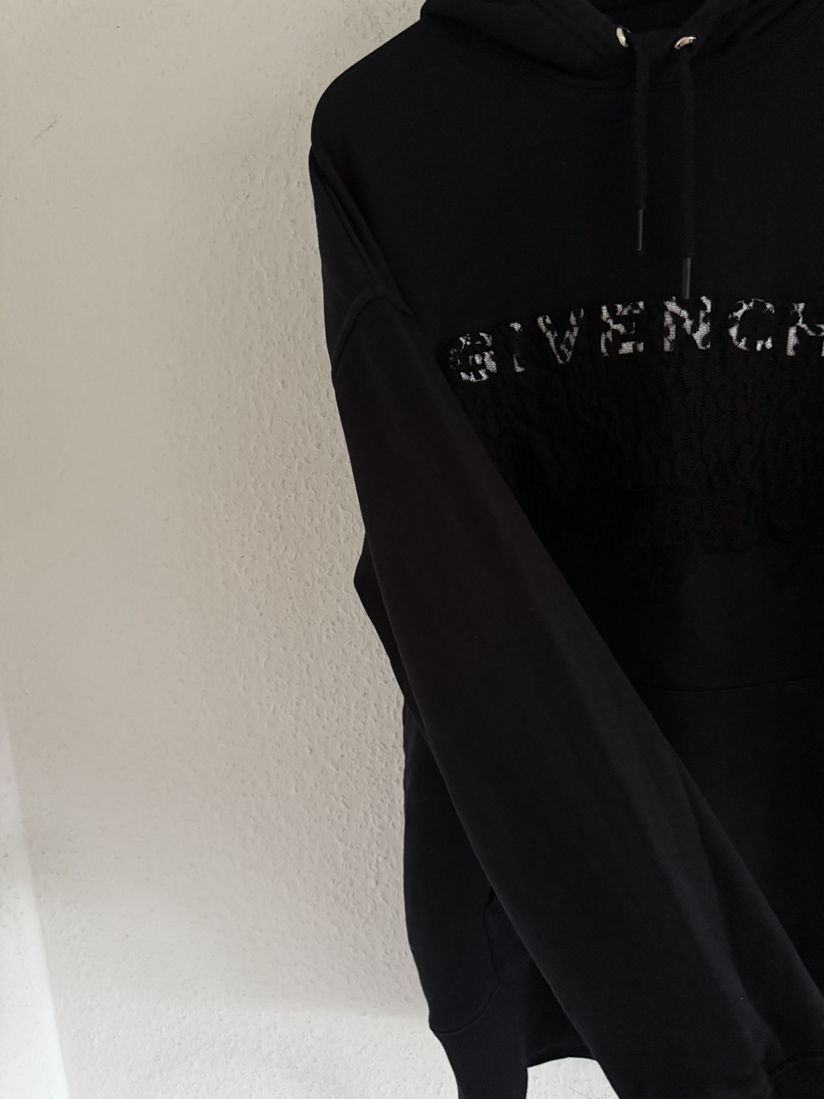 Givenchy Lace Patch Brushed Hoodie Size US S / EU 44-46 / 1 - 10 Thumbnail