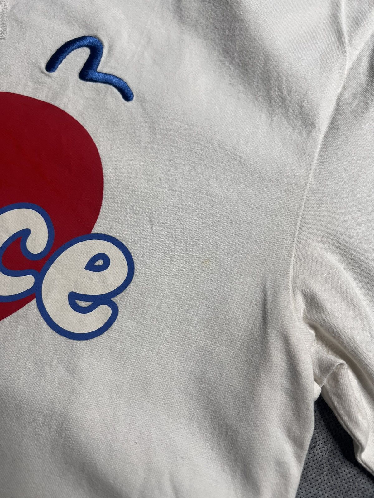 Evisu × Palace PALACE EVISU HEART T-SHIRT (WHITE) Size US L / EU 52-54 / 3 - 6 Thumbnail
