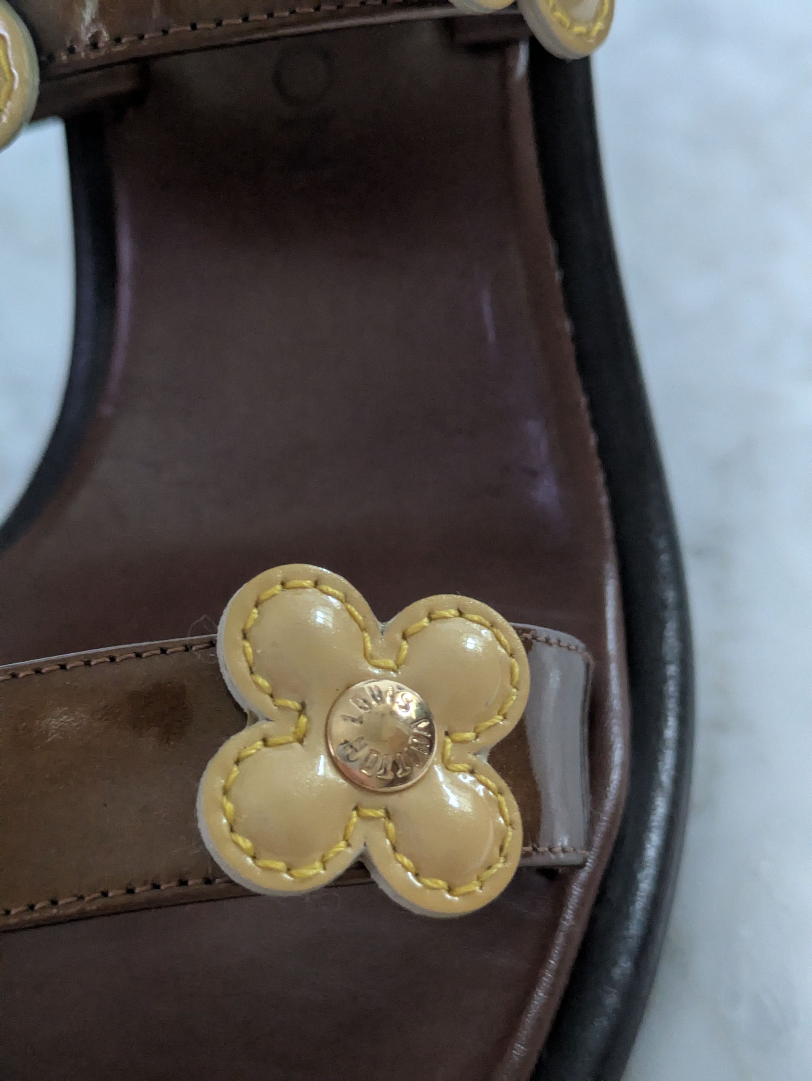 Louis Vuitton Early 2000s Louis Vuitton Chunky Flower Block Heel Sandals Size US 6 / IT 36 - 4 Thumbnail