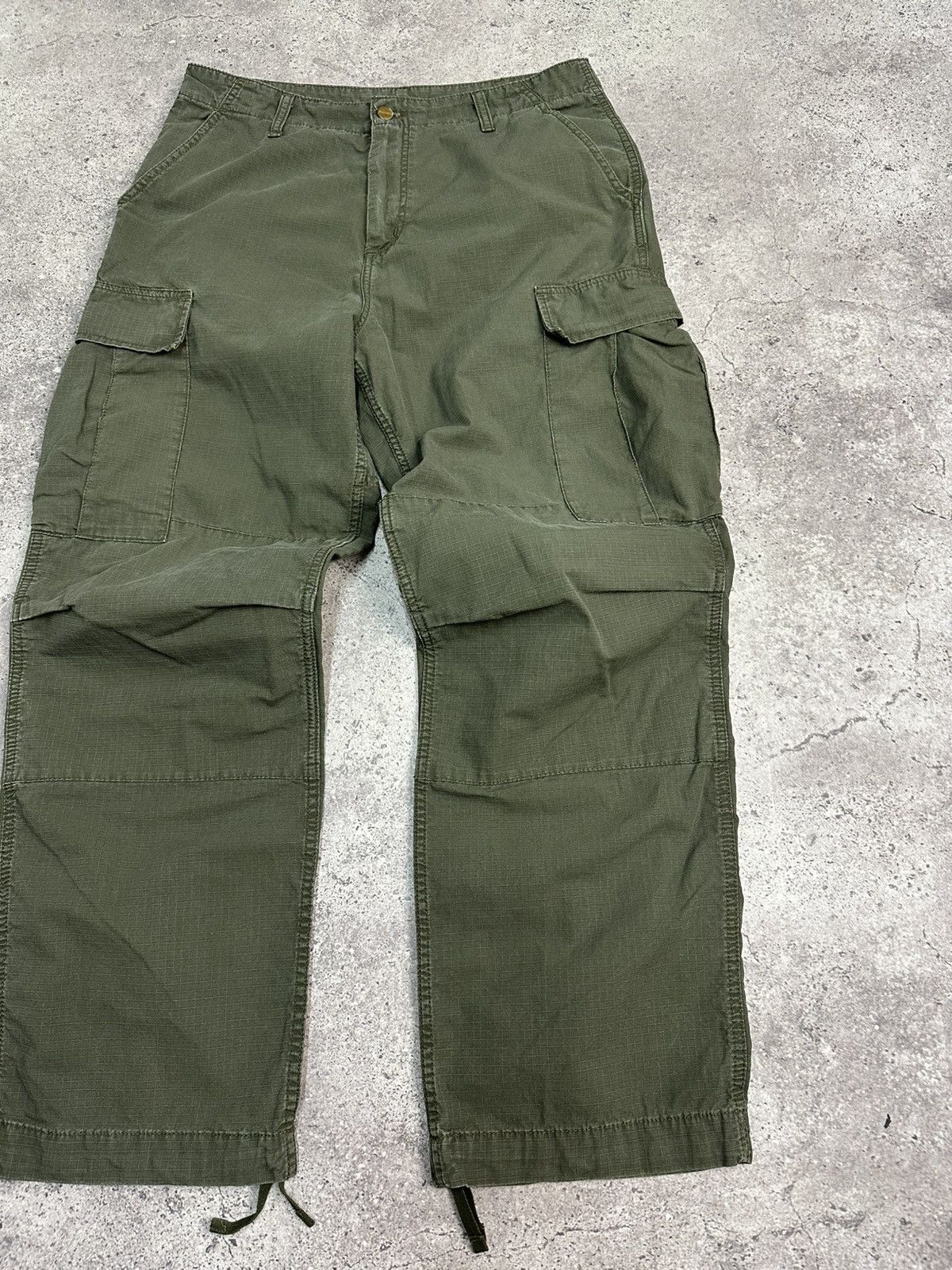 Other Vintage Carhartt Cargo Distressed Pants Faded Khaki Y2K Size US 33 - 8 Thumbnail